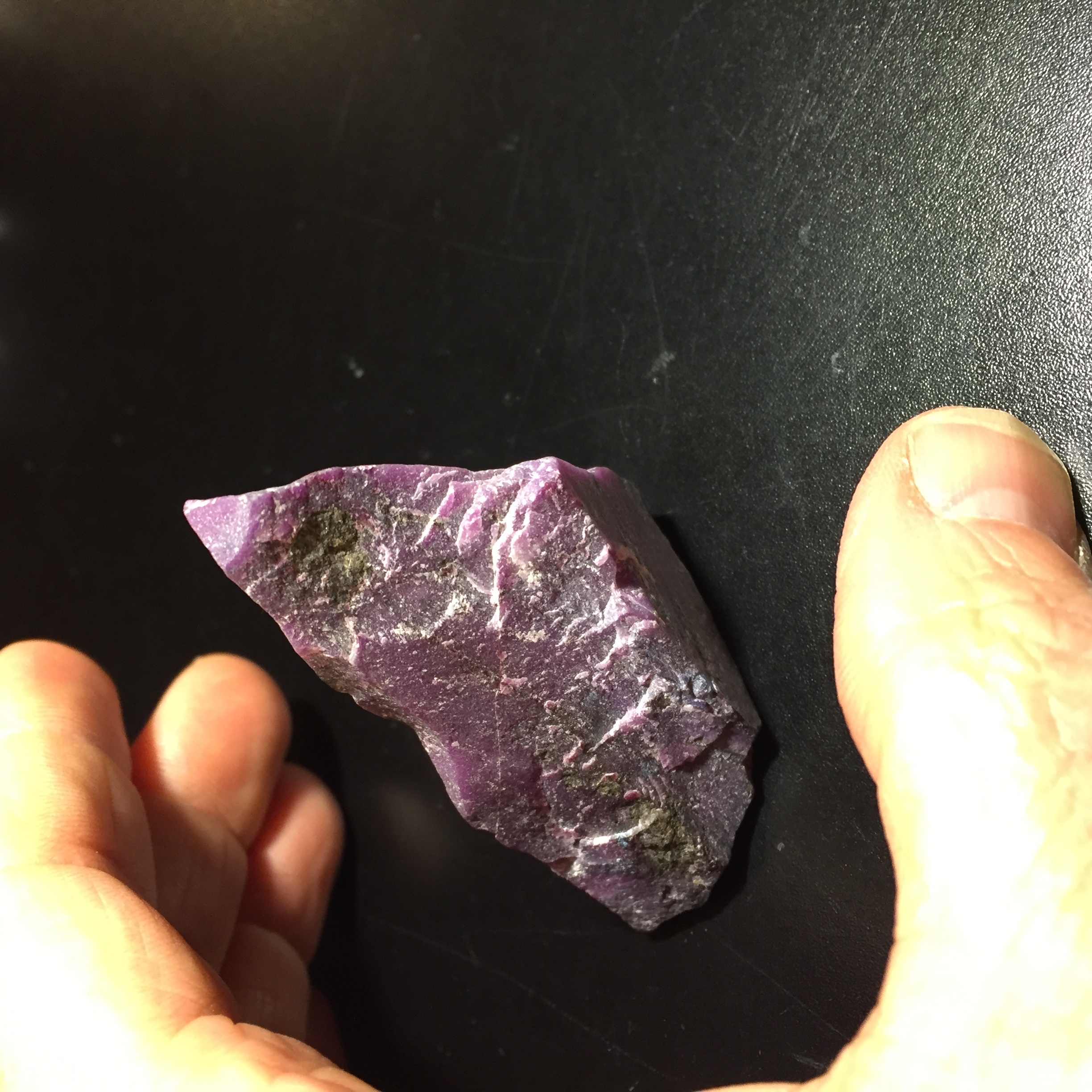 Sugilite (rough medium) standing "waxy pyramid" (65.7gr) healing crystal - Image 7