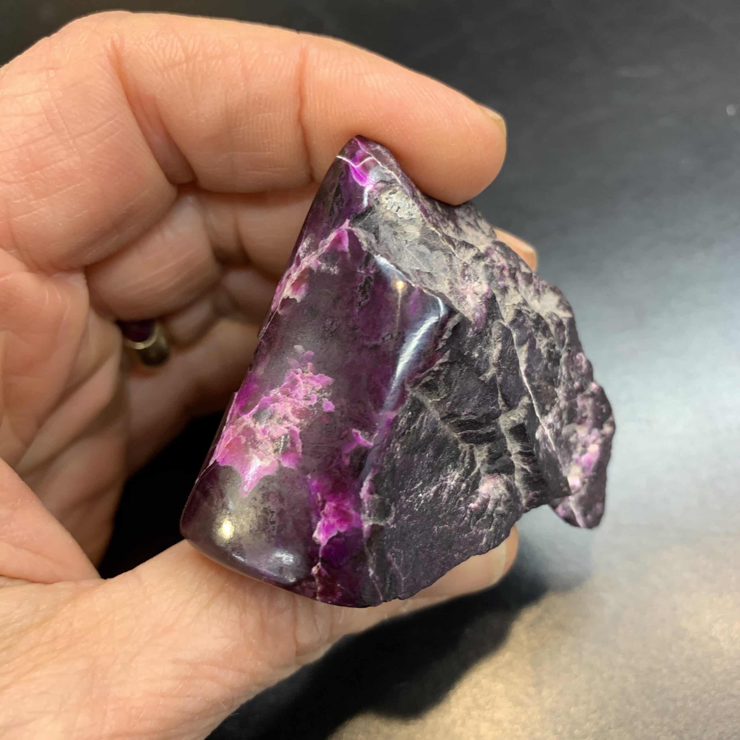 Sugilite (rough polished) 'pink mountain' (64.3gr) healing crystal
