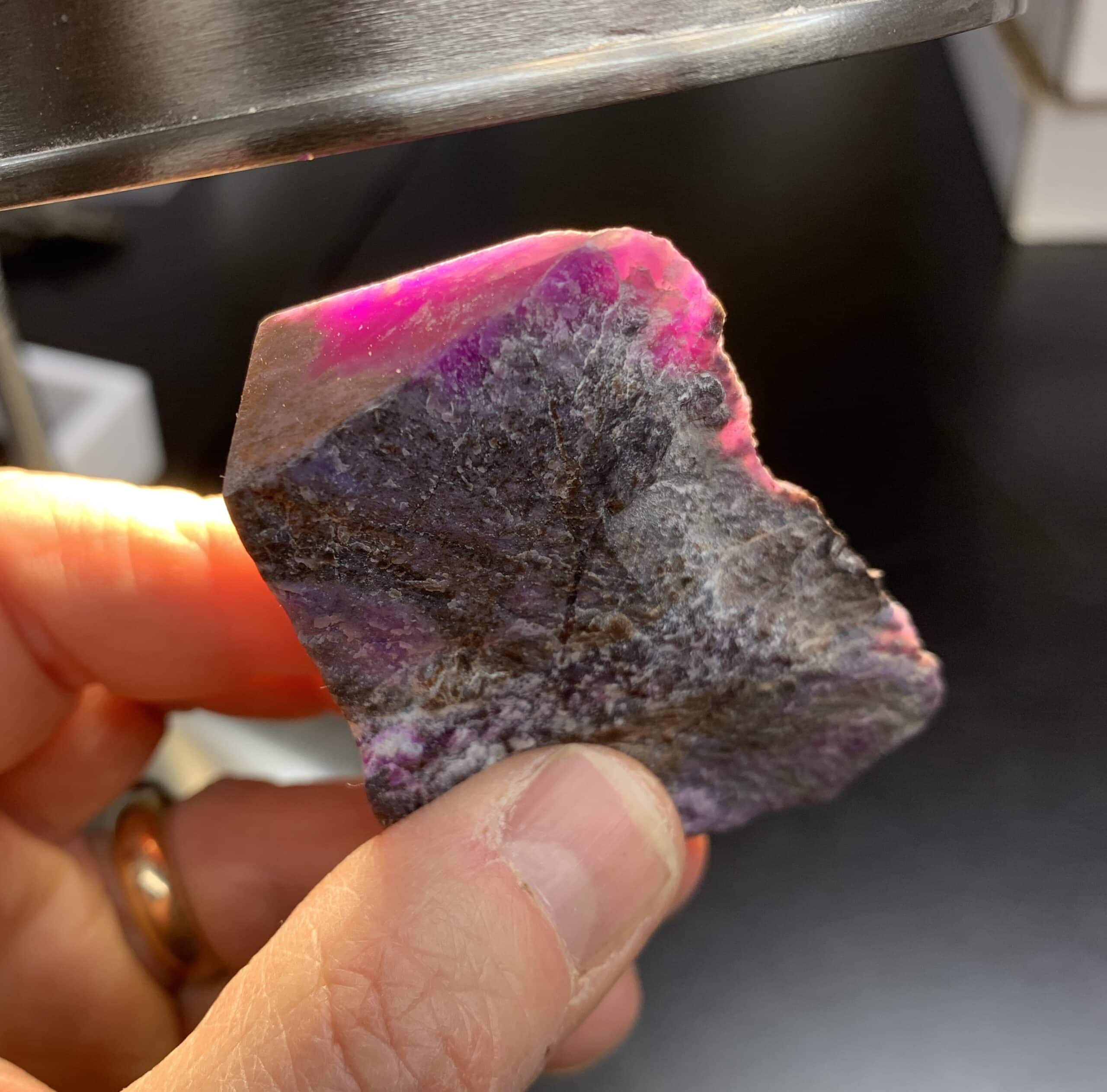 Sugilite (slab) standing gel 'state map' (76.1gr) healing crystal - Image 3
