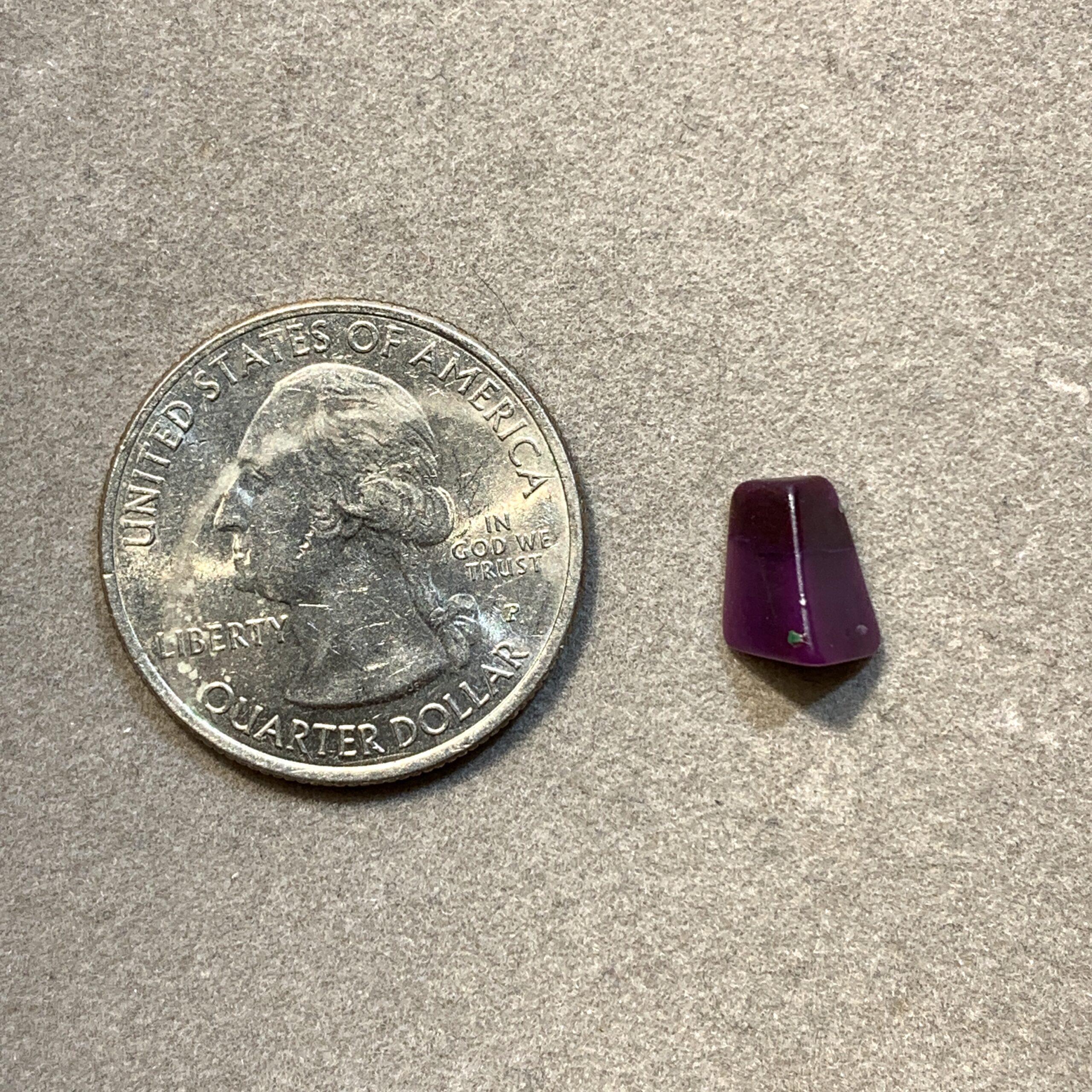 Sugilite (small cut tumble) gel 'long corner stone pyramid' piece (.4g) - Image 3