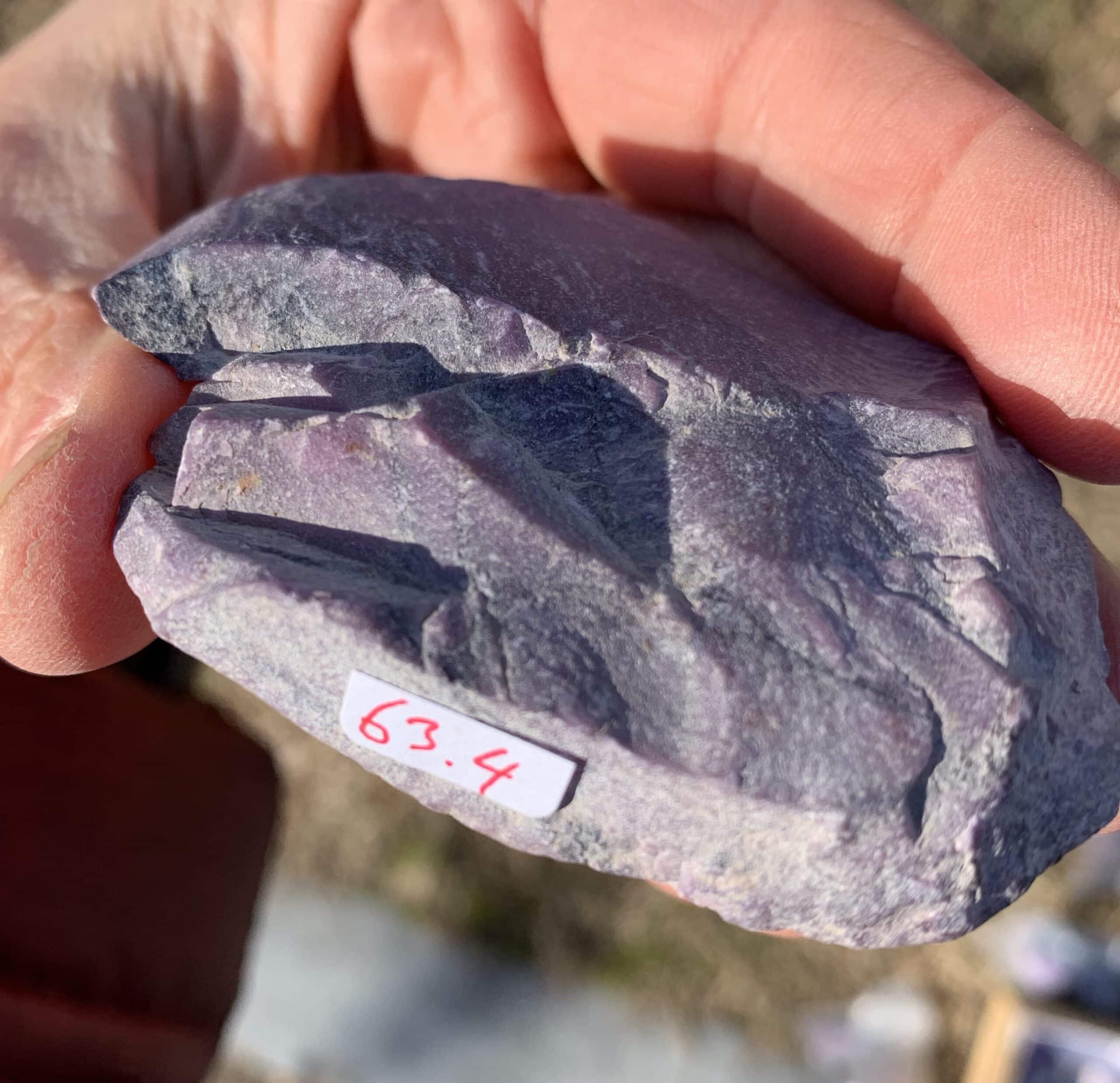 Sugilite (rough medium) pink gel (63.4gr) waxy 'purple face' healing crystal - Image 8