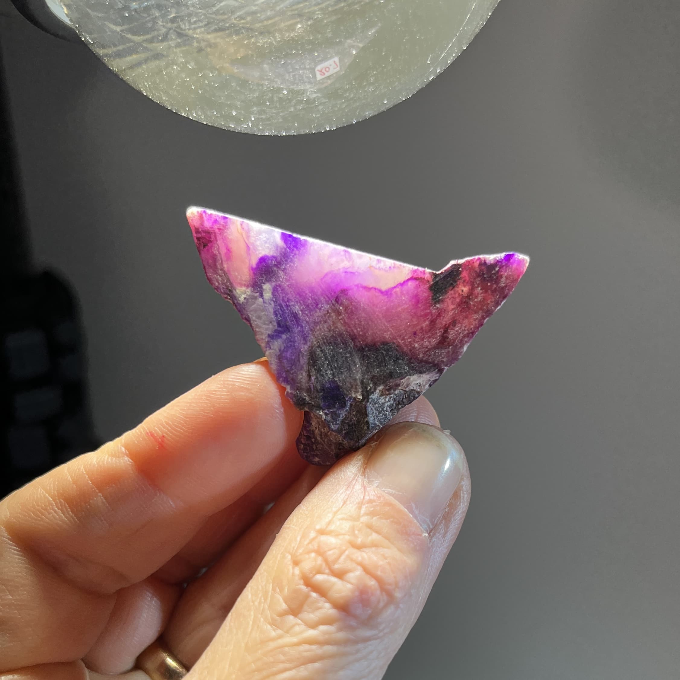 Sugilite (rough medium) gel "see-thru pyramid" (20.8gr) healing crystal - Image 2