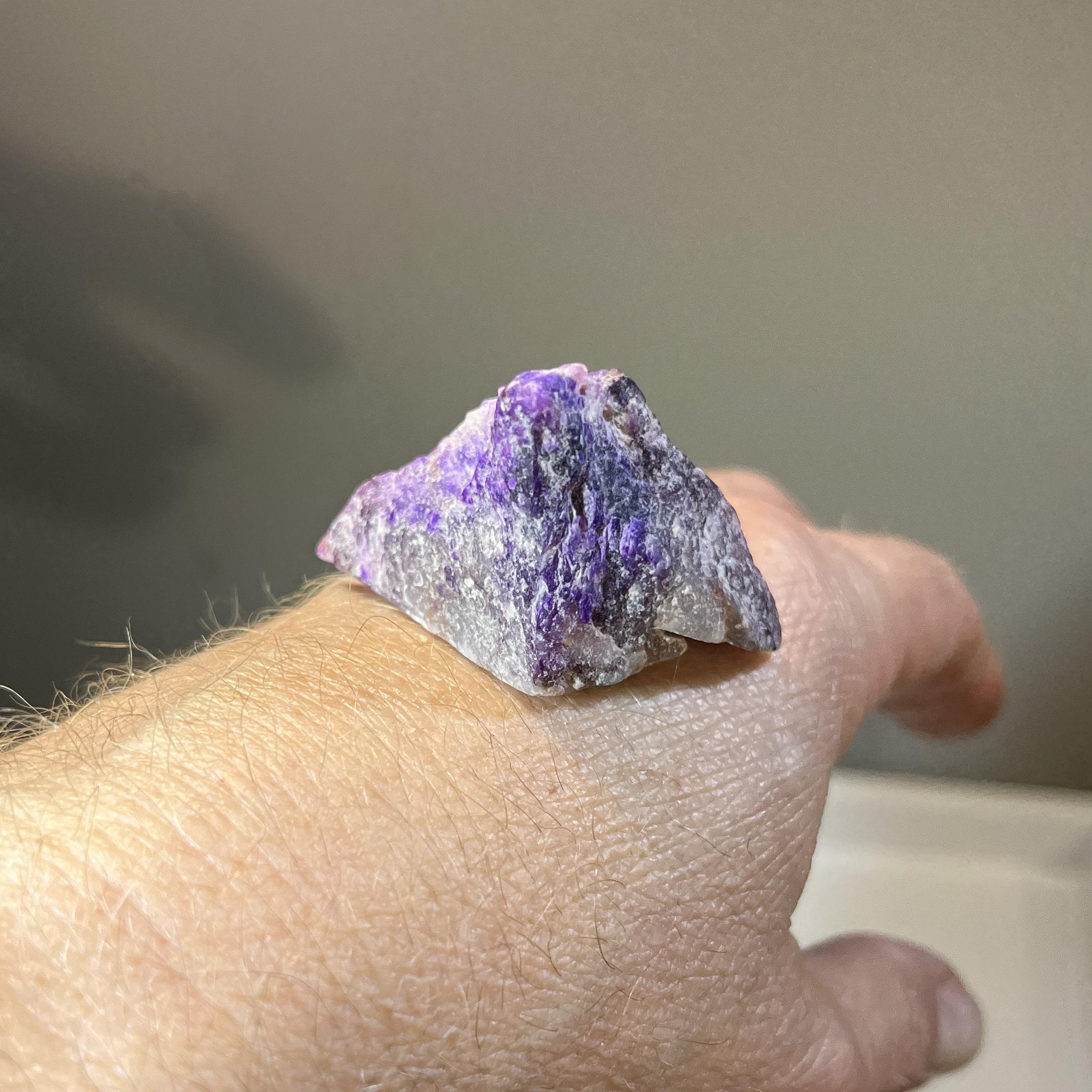 Sugilite (rough medium) gel "see-thru pyramid" (20.8gr) healing crystal - Image 3