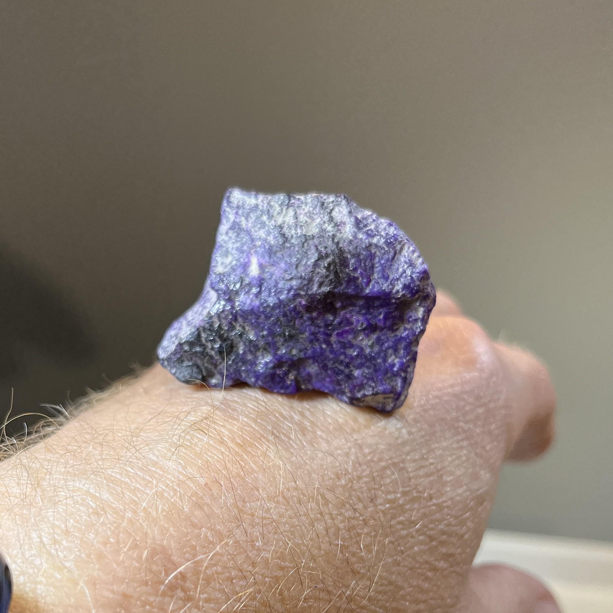 Sugilite (rough medium) "wall mountain" (19.6gr) healing crystal - Image 6