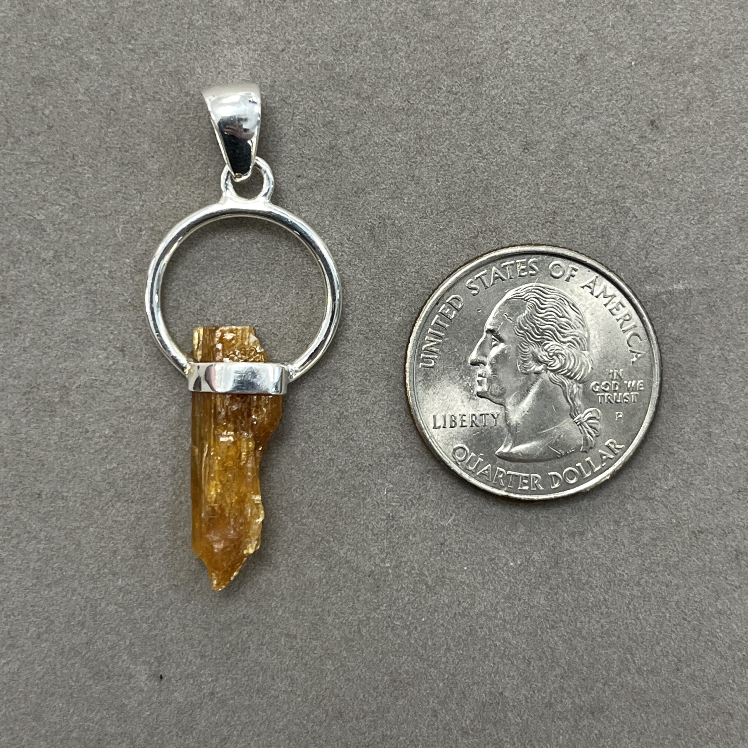 Kyanite (orange) pendant for necklace (hoop set), healing crystal - Image 3