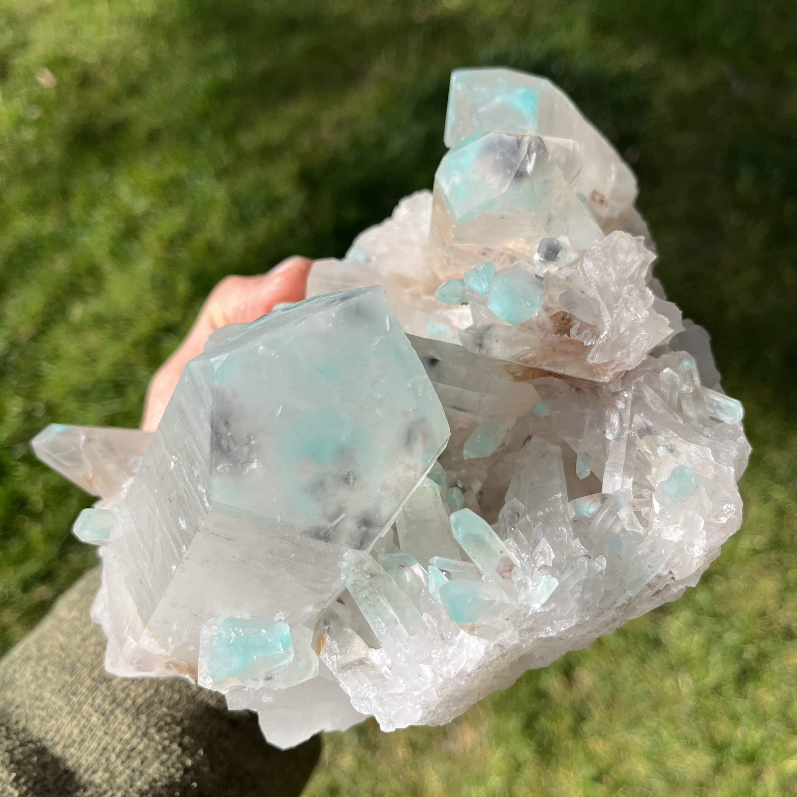 Quartz (Ajoite) museum cluster, stands two ways, healing crystal - Image 3