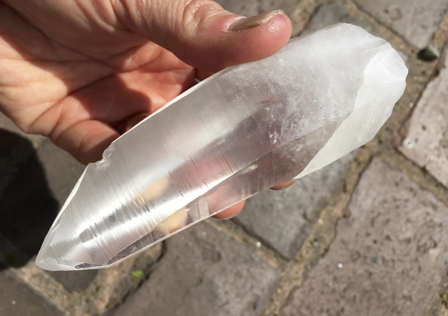 Quartz (Lemurian) 'dolphin V' (4.5") natural Colombian healing crystal - Image 2