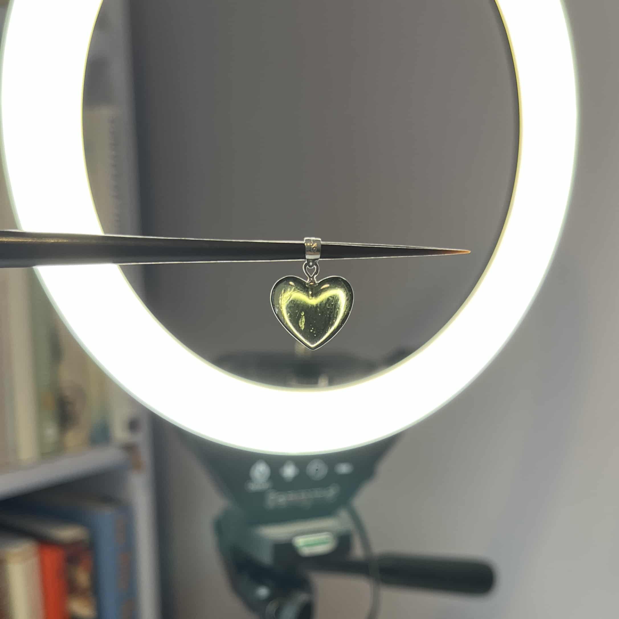 Moldavite pendant heart for necklace (5.61ct) 'scar heart' healing crystal - Image 2