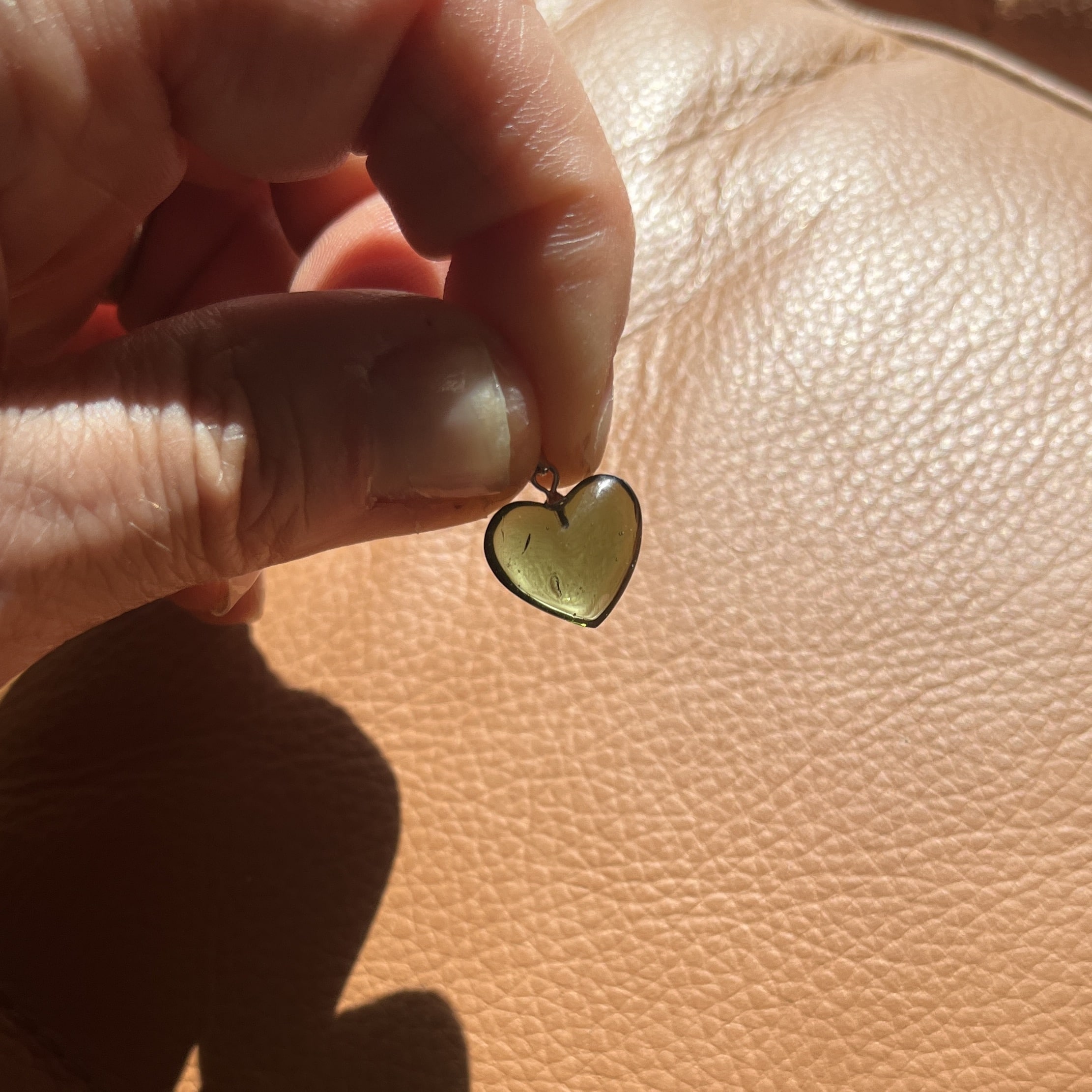 Moldavite pendant heart for necklace (5.61ct) 'scar heart' healing crystal - Image 5