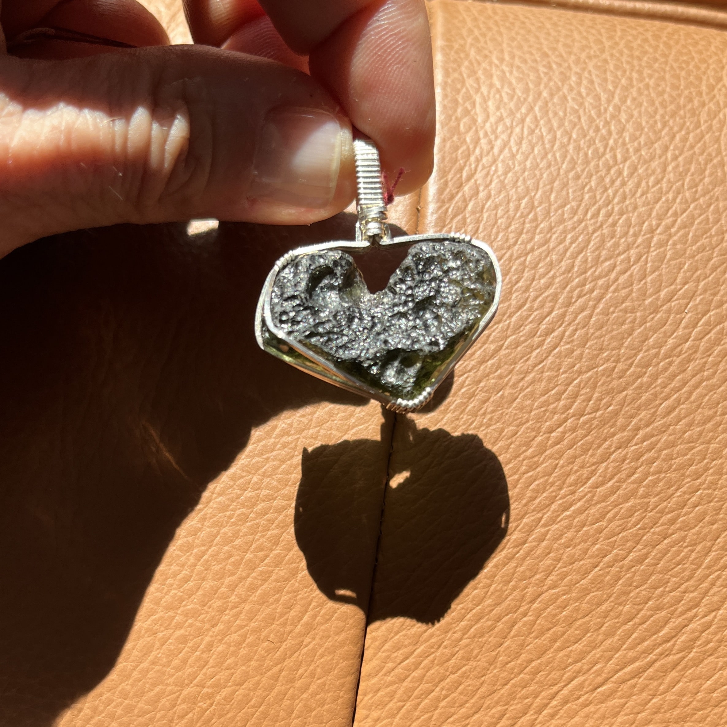 Moldavite pendant (rough) silver wrap HEART (8.17gr) healing crystal - Image 10