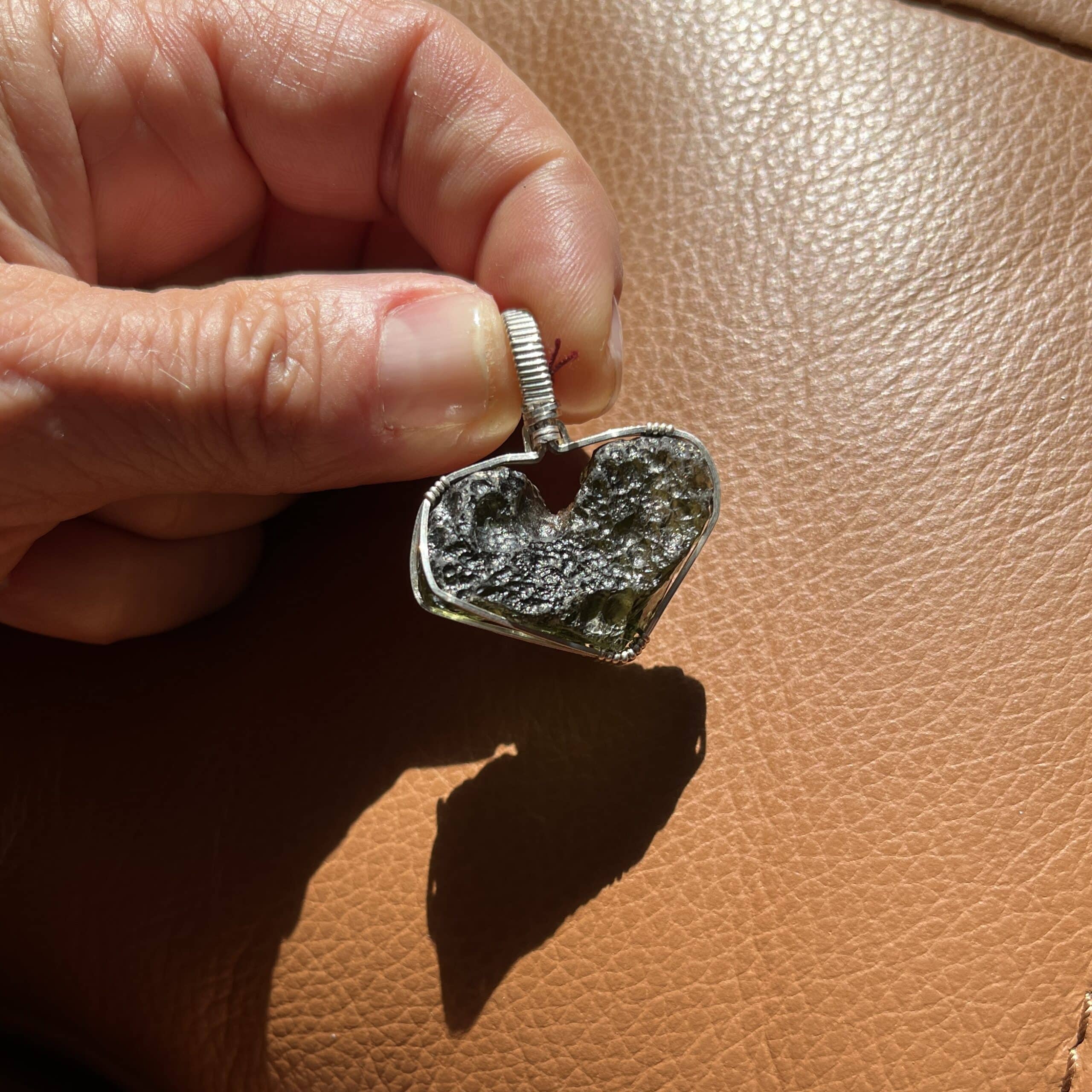 Moldavite pendant (rough) silver wrap HEART (8.17gr) healing crystal - Image 4