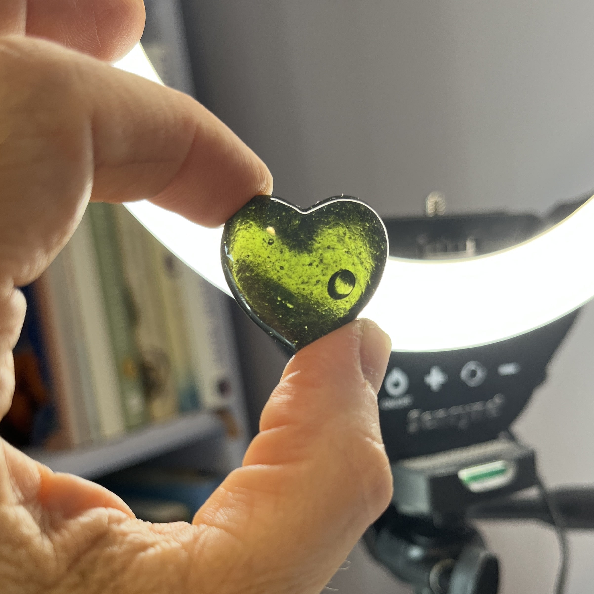 Moldavite carving (polished) large 'bubble Heart' (10.7gr) healing crystal - Image 8