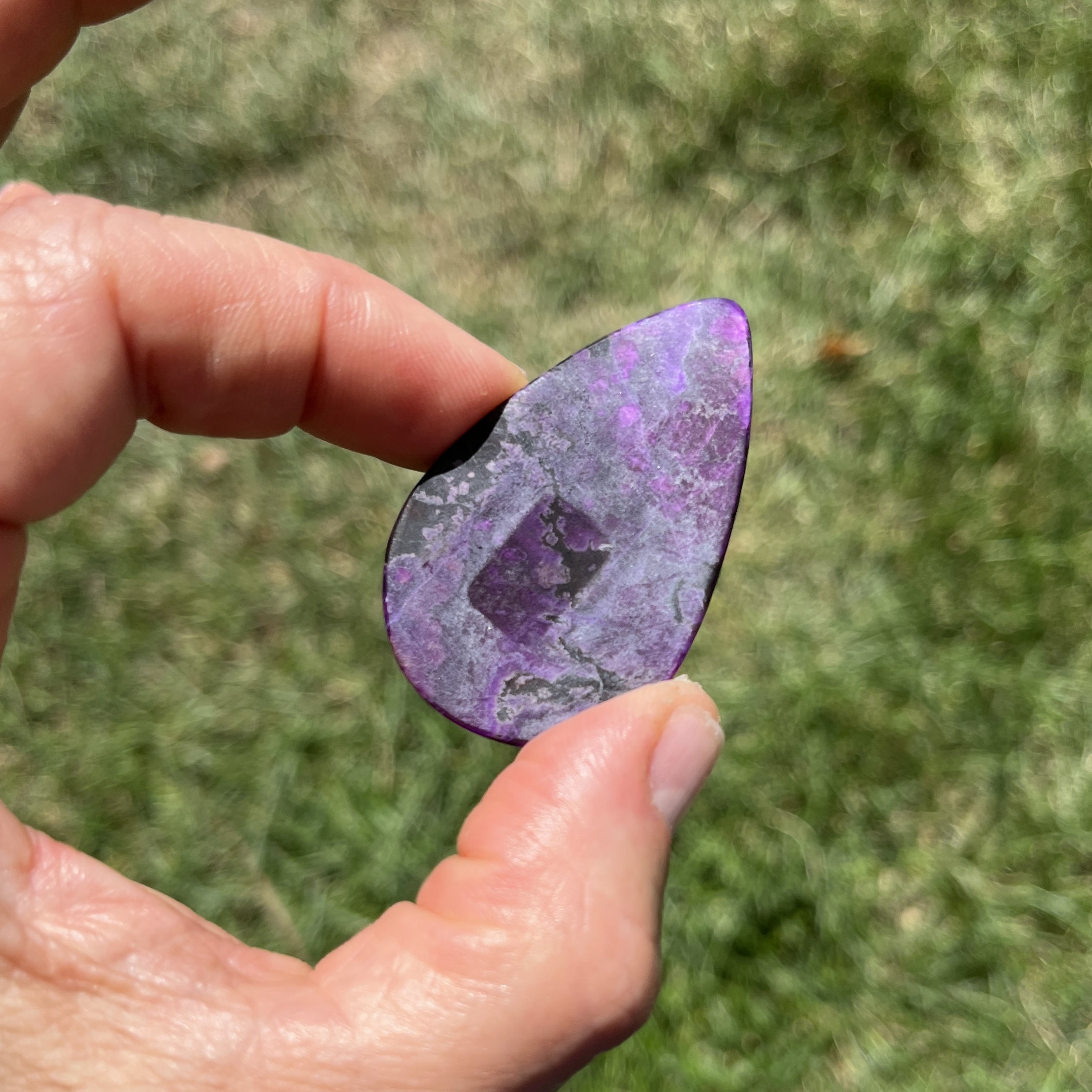 Sugilite (cab) gel purple 'big drop' (13.82gr) healing crystal - Image 6