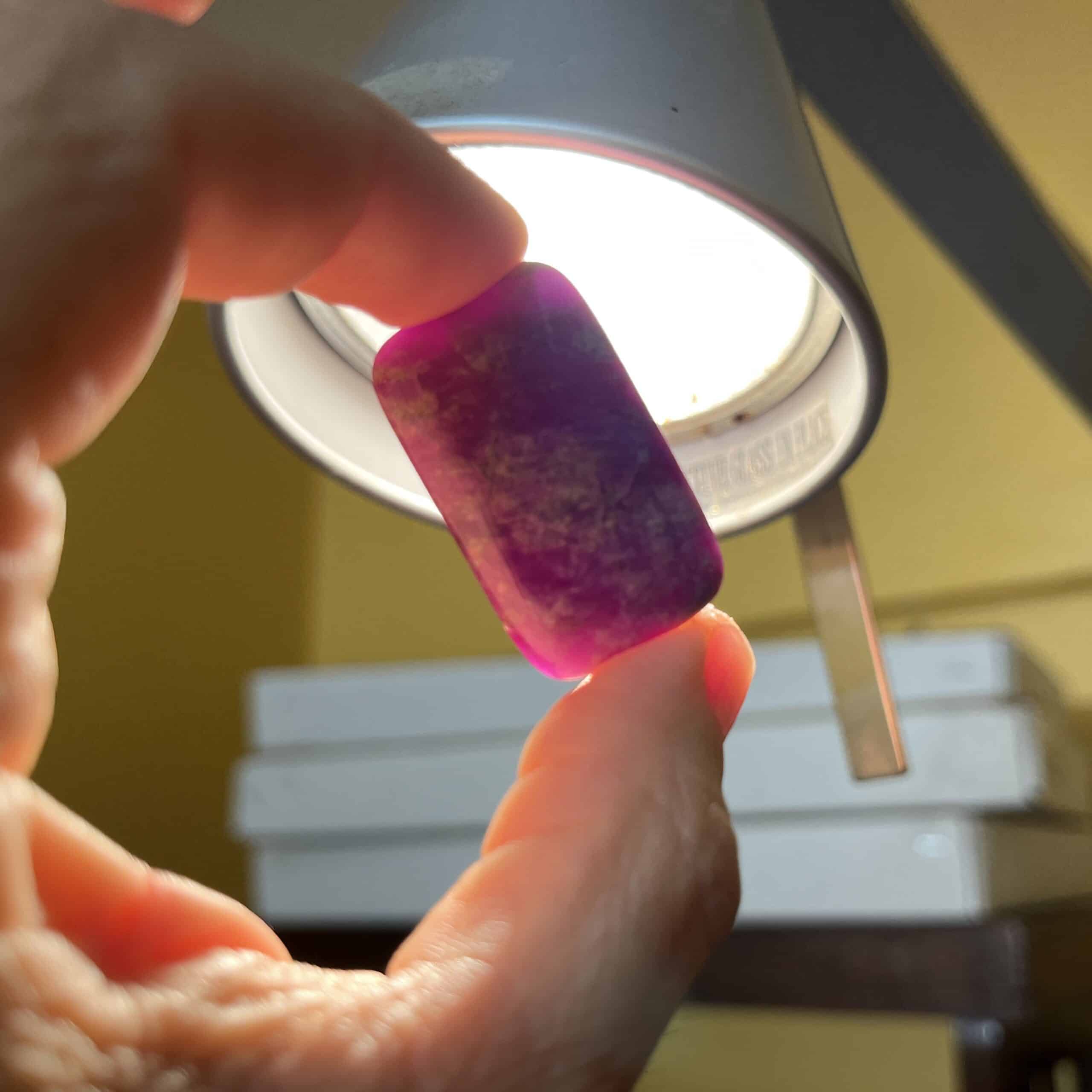 Sugilite (cab) big gel 'pink rectangle' (8.78gr) healing crystal - Image 3