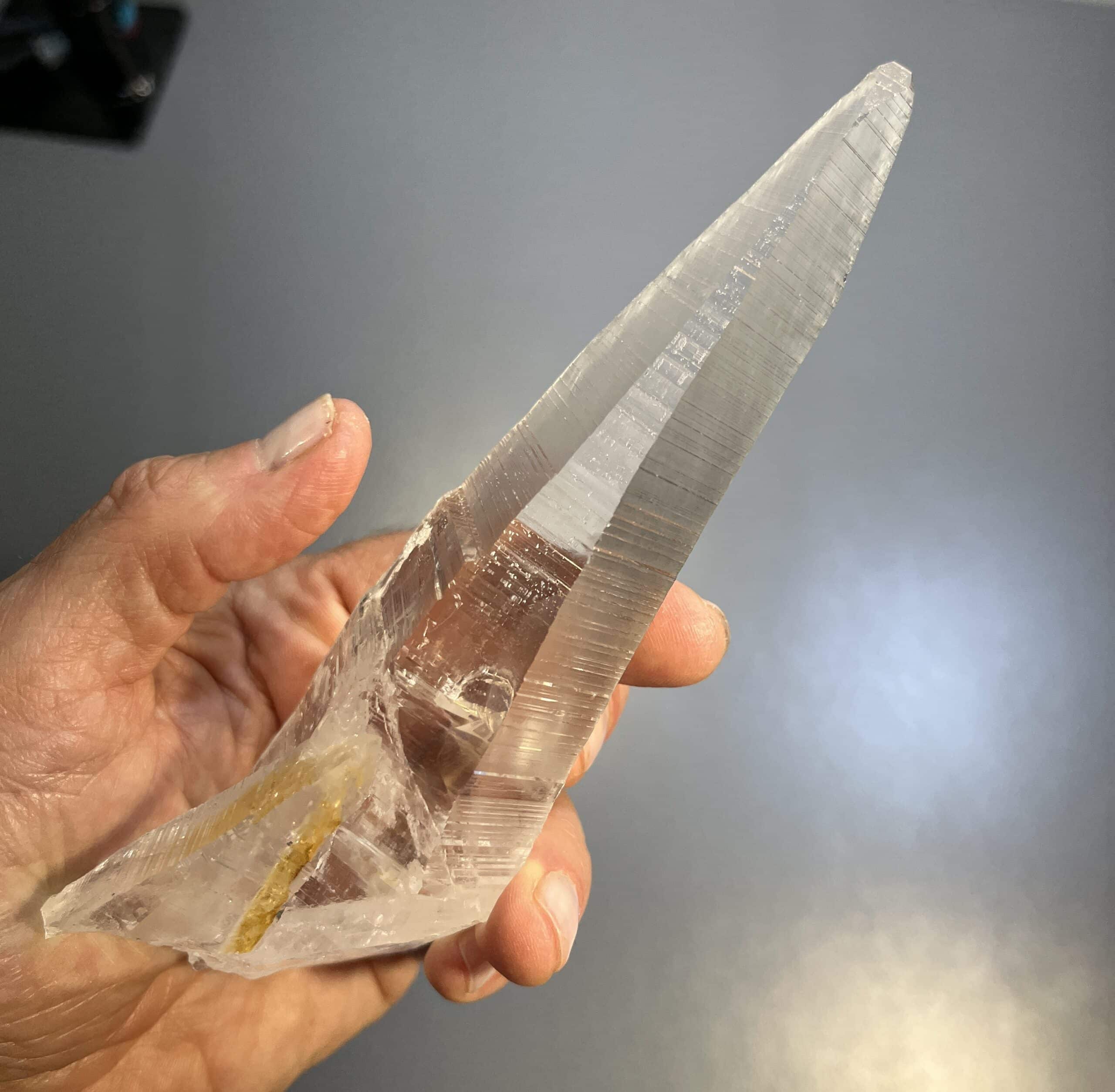 Quartz (Lemurian) 3-sided (Colombian) Muzo habit (6.1") healing crystal - Image 4