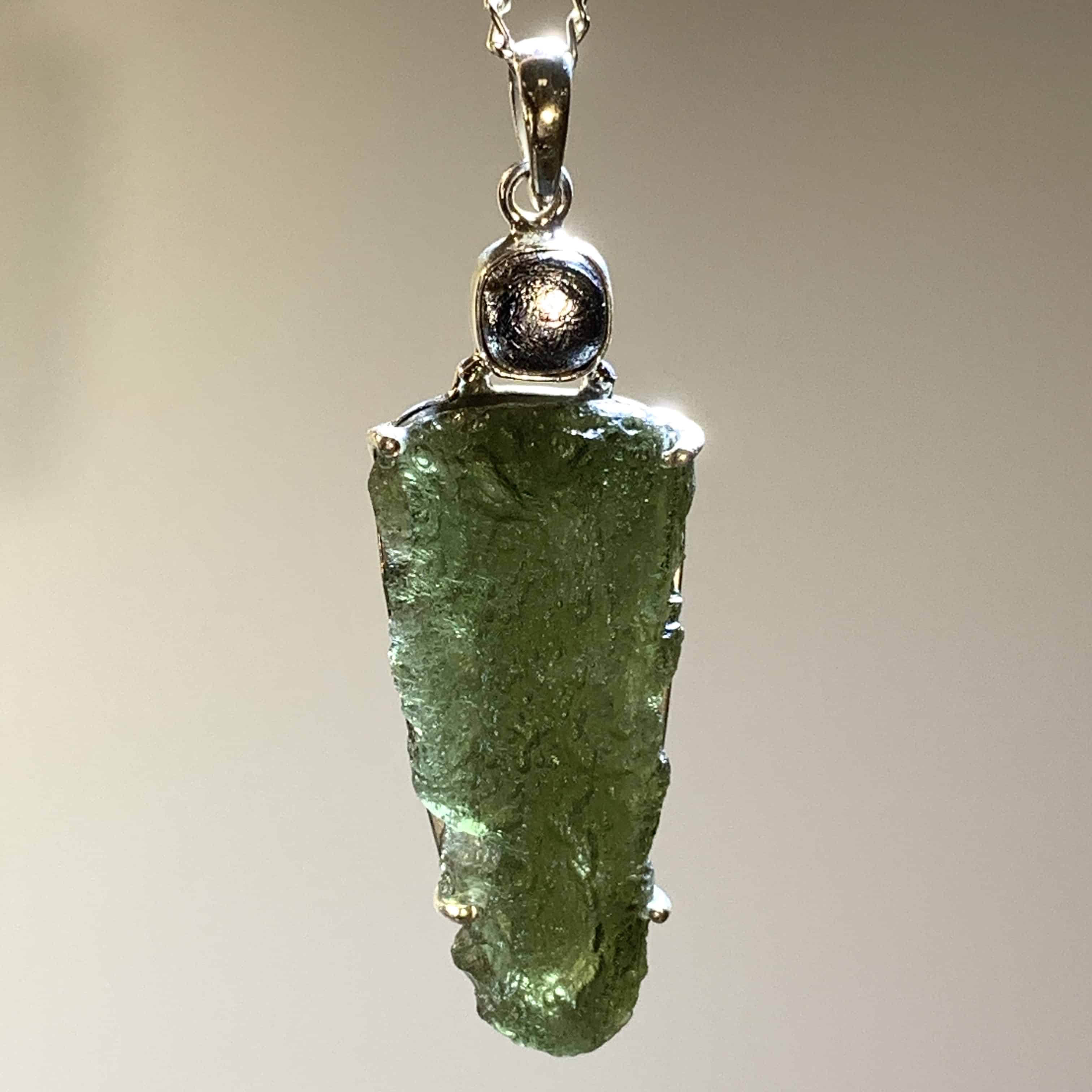 Moldavite pendant (rough) w meteorite (11.7gr) '3rd Eye Gator'