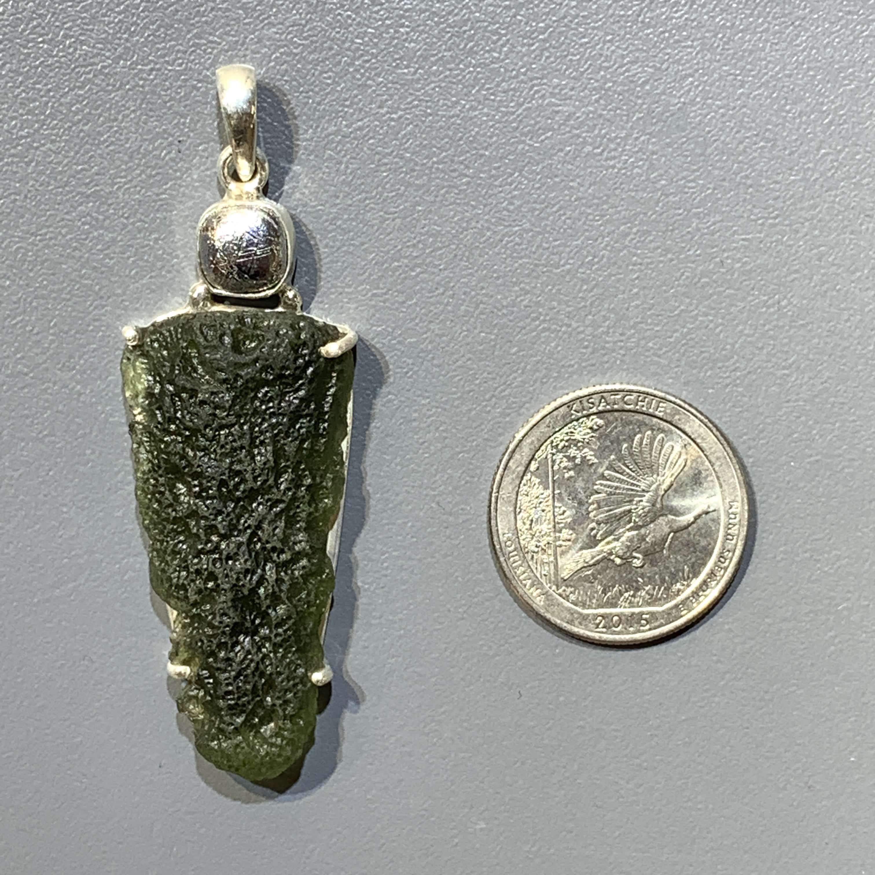 Moldavite pendant (rough) w meteorite (11.7gr) '3rd Eye Gator' - Image 3