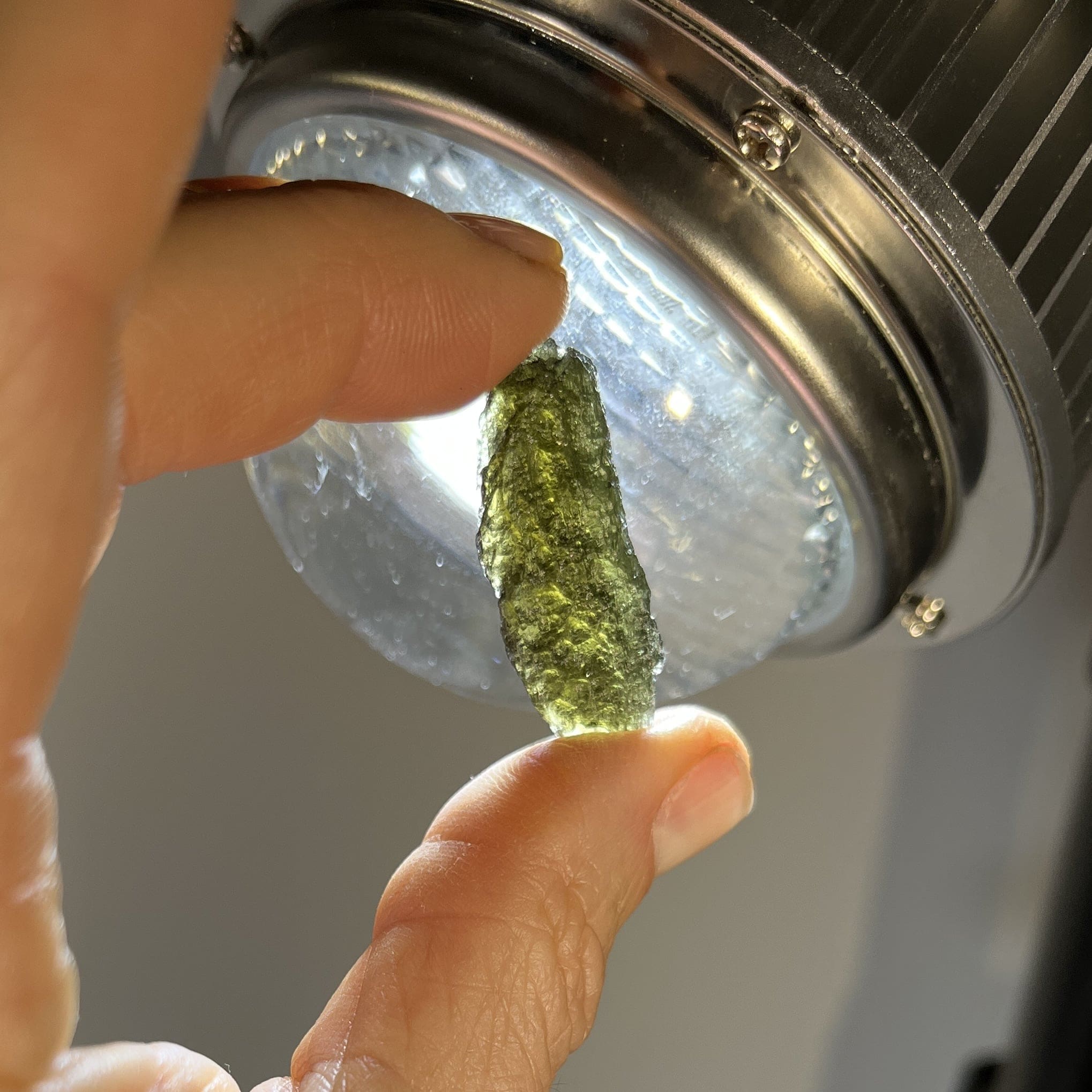 Moldavite (rough) 3-sided rabbit-foot (4.68gr) healing crystal
