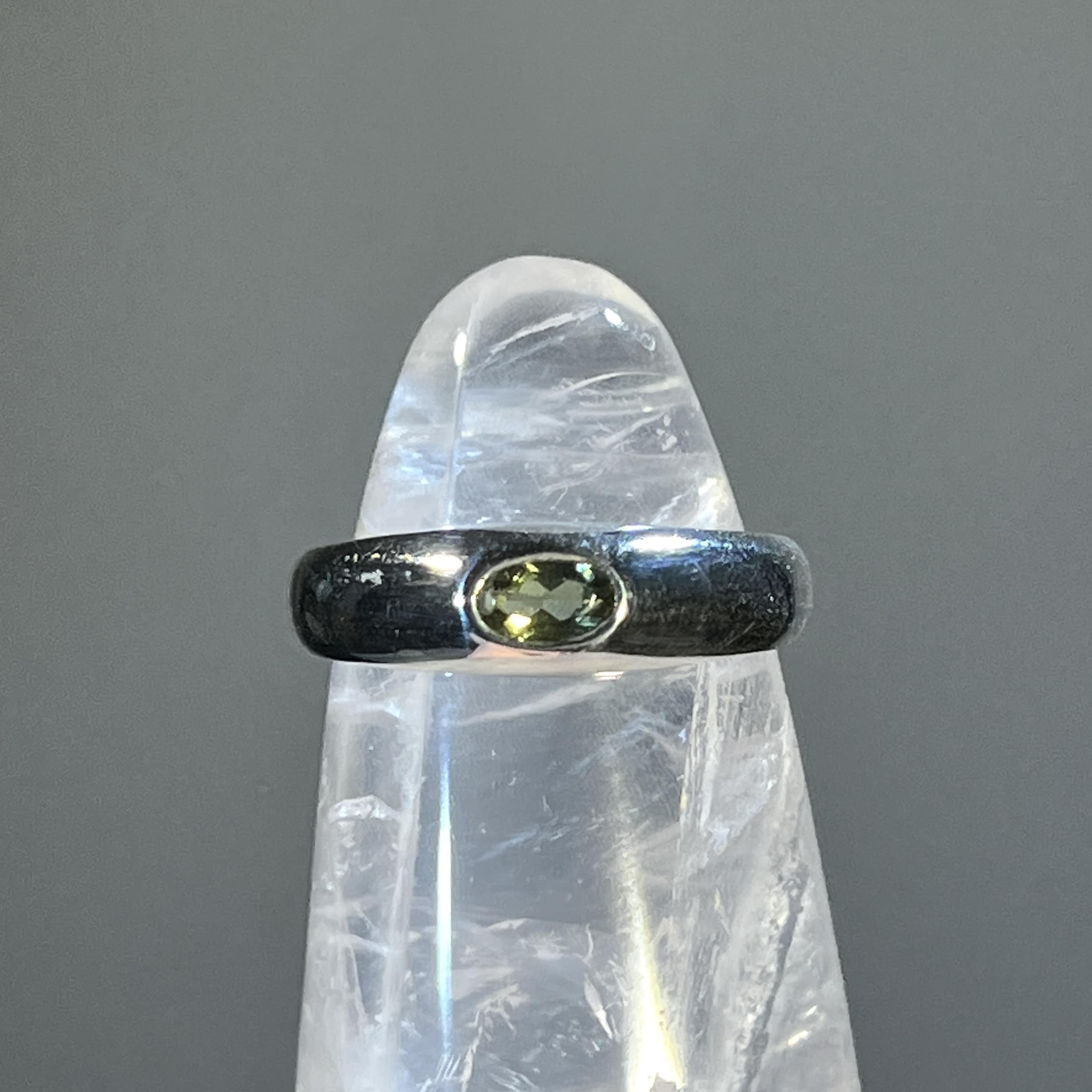 Moldavite ring (faceted) oval inset US size 7 (3.5gr) healing crystal