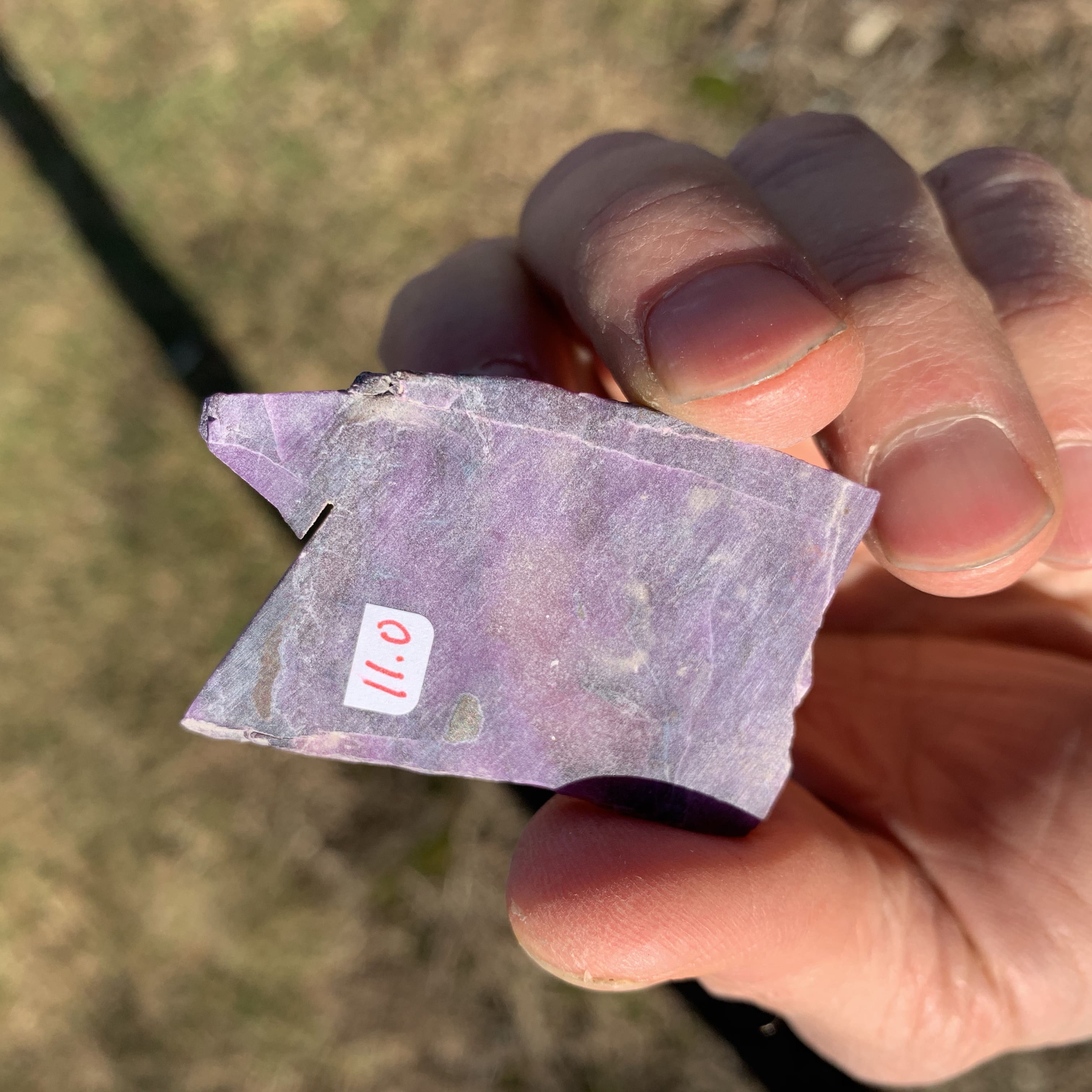 Sugilite (slab) gel 'see-thru V window' (11gr) healing crystal - Image 5