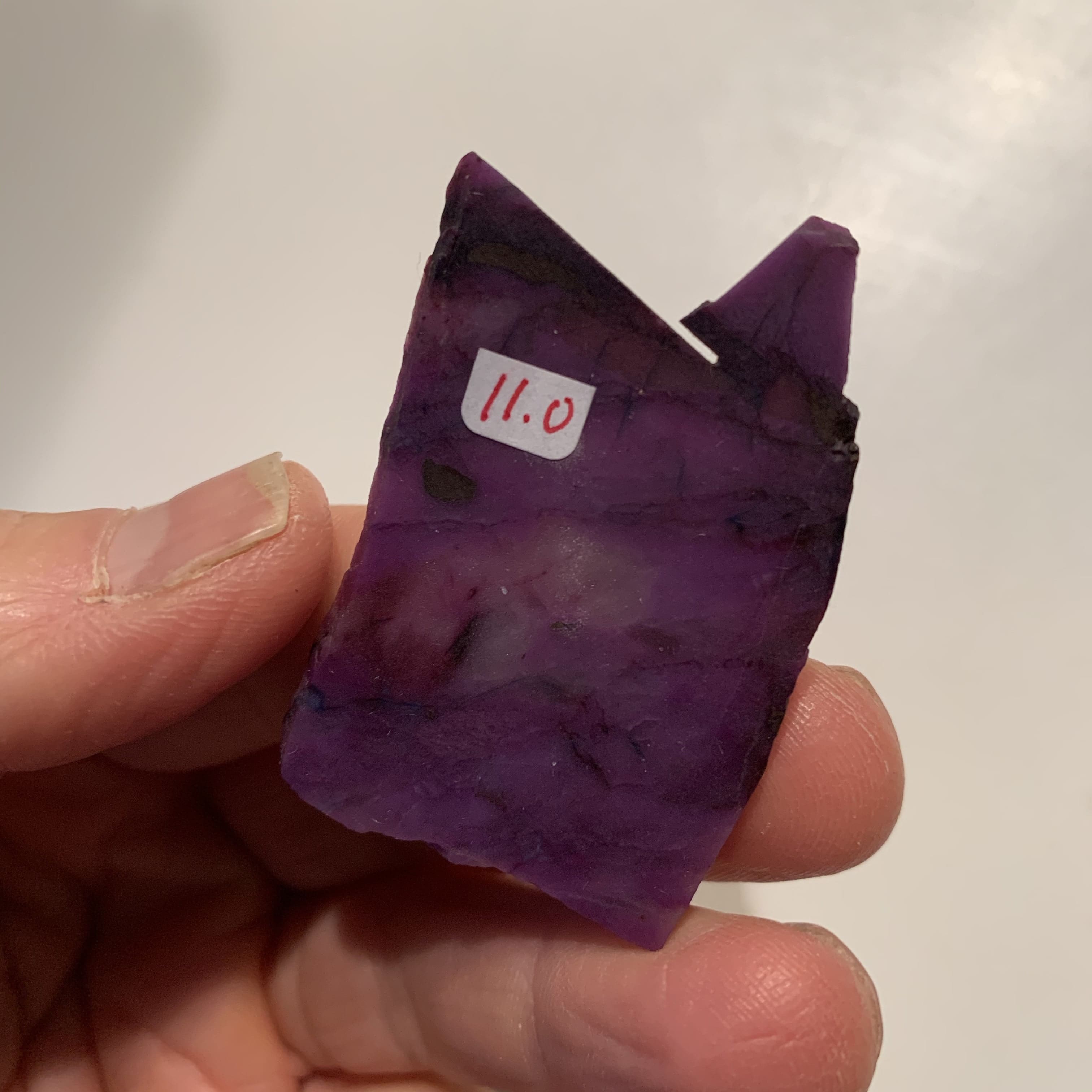 Sugilite (slab) gel 'see-thru V window' (11gr) healing crystal - Image 7