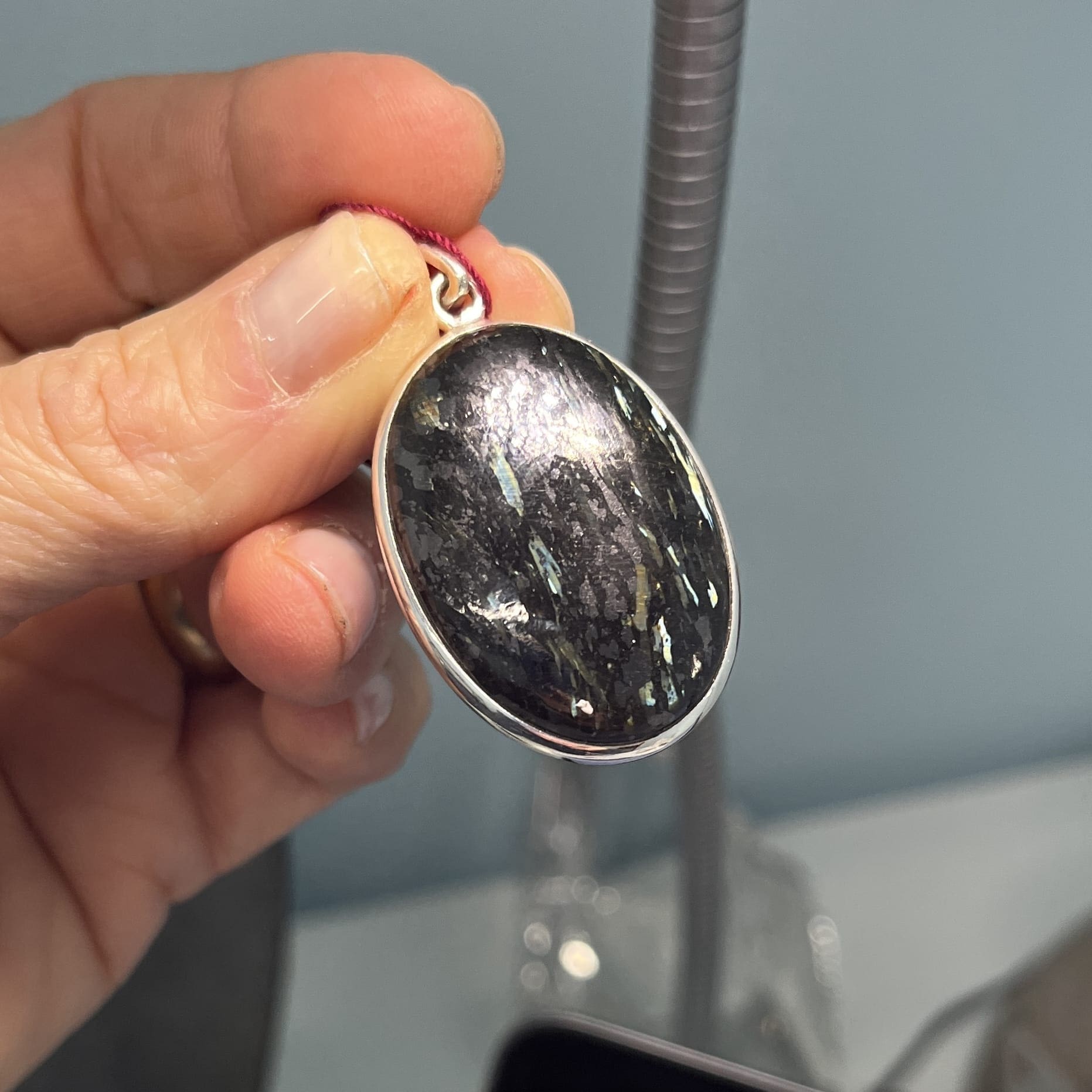 Nuumite (fancy Greenland variety) pendant for necklace, healing crystal - Image 6