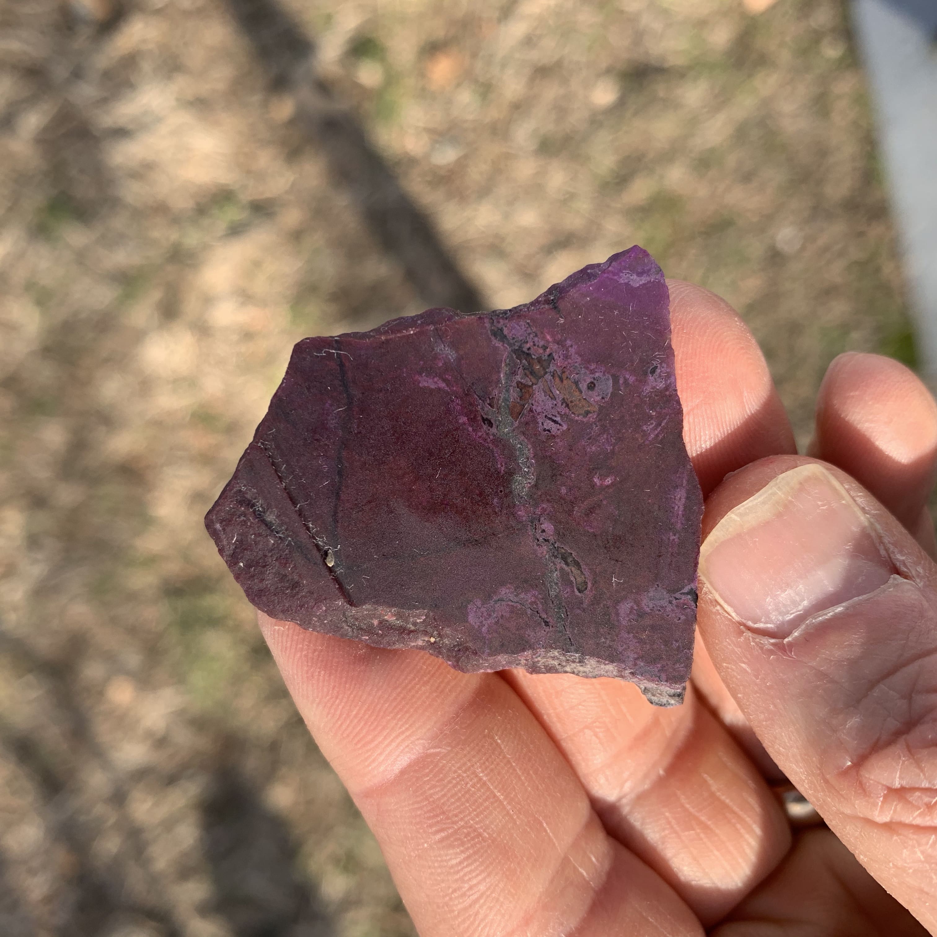 Sugilite (slab) chromatic 'fuschia portal' (10.6gr) healing crystal