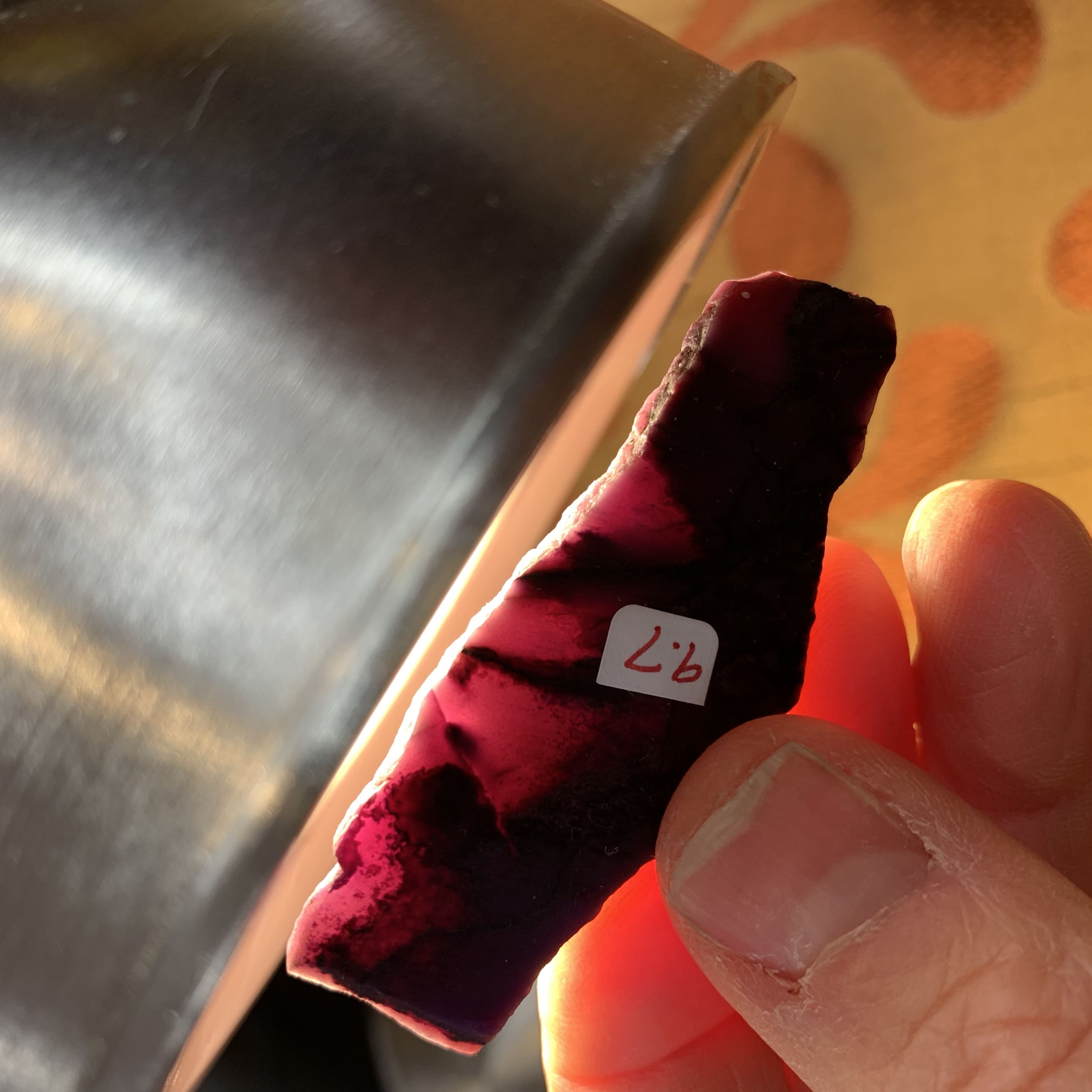 Sugilite (slab) gel 'slim Illinois' wedge (9.7gr) healing crystal - Image 2