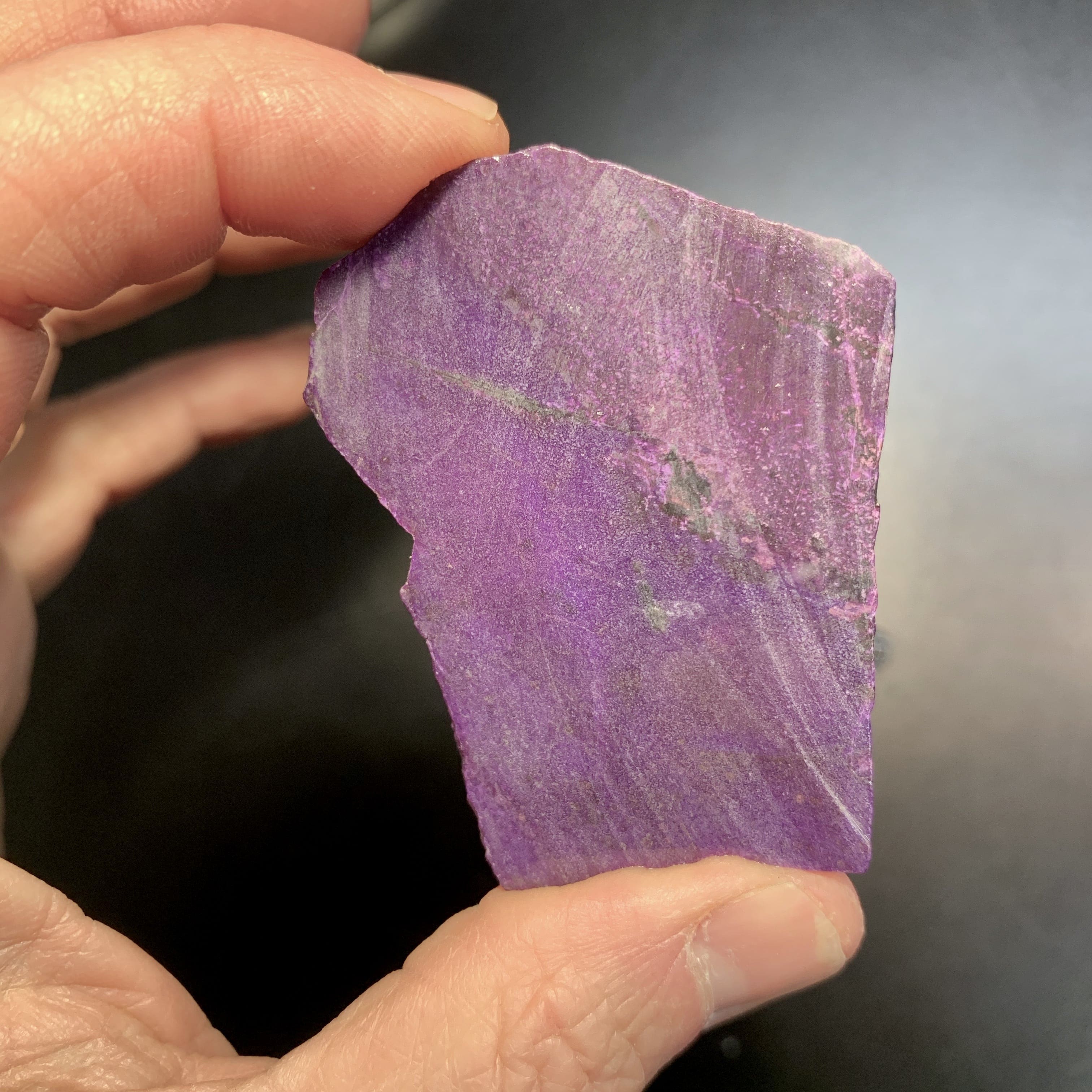 Sugilite (slab) semi-gel 'purple chocolate bar' (22.4gr) healing crystal - Image 3