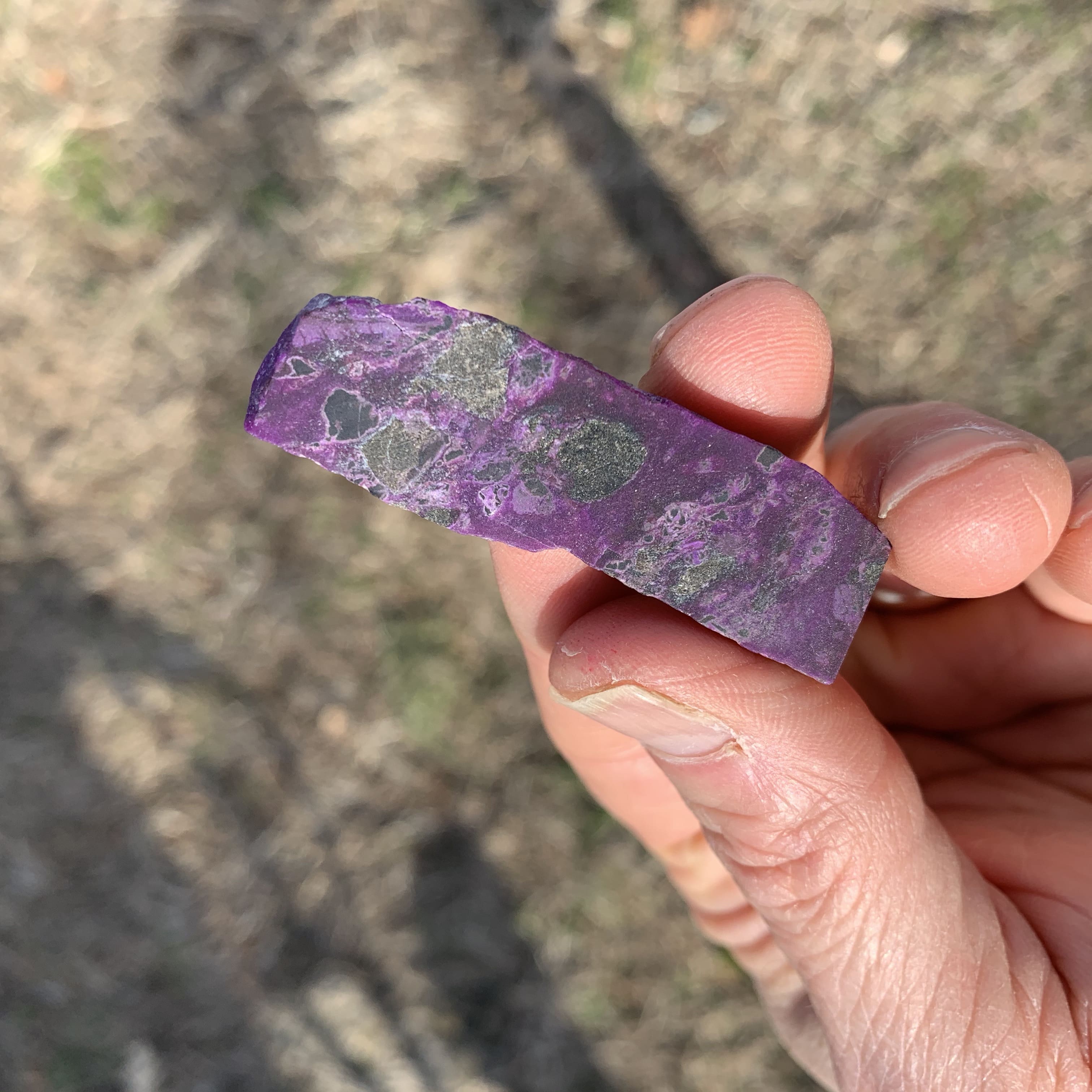 Sugilite (slab) semi-gel 'long box' (6.7gr) healing crystal
