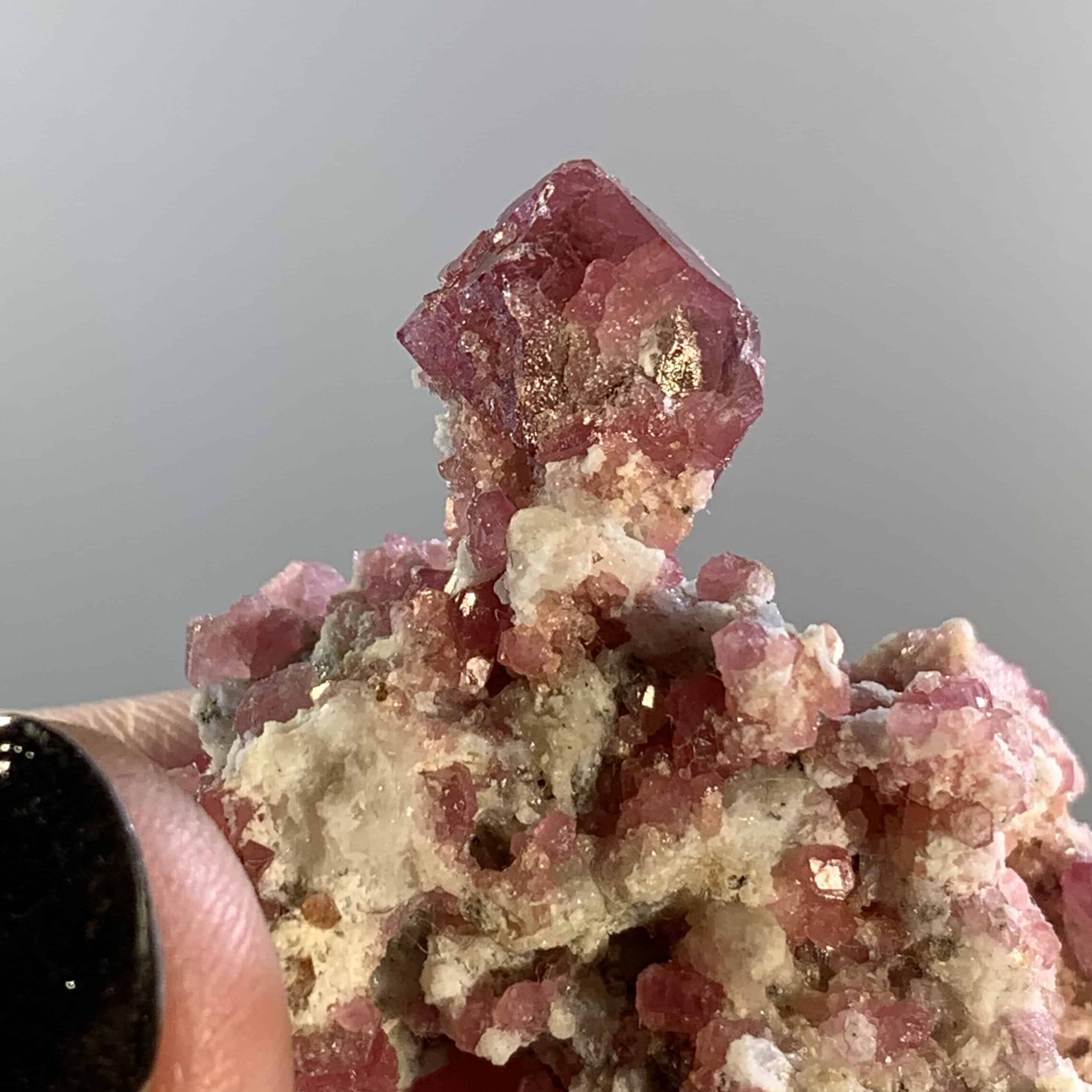 Garnet (raspberry) grossular crystals specimen healing crystal - Image 5