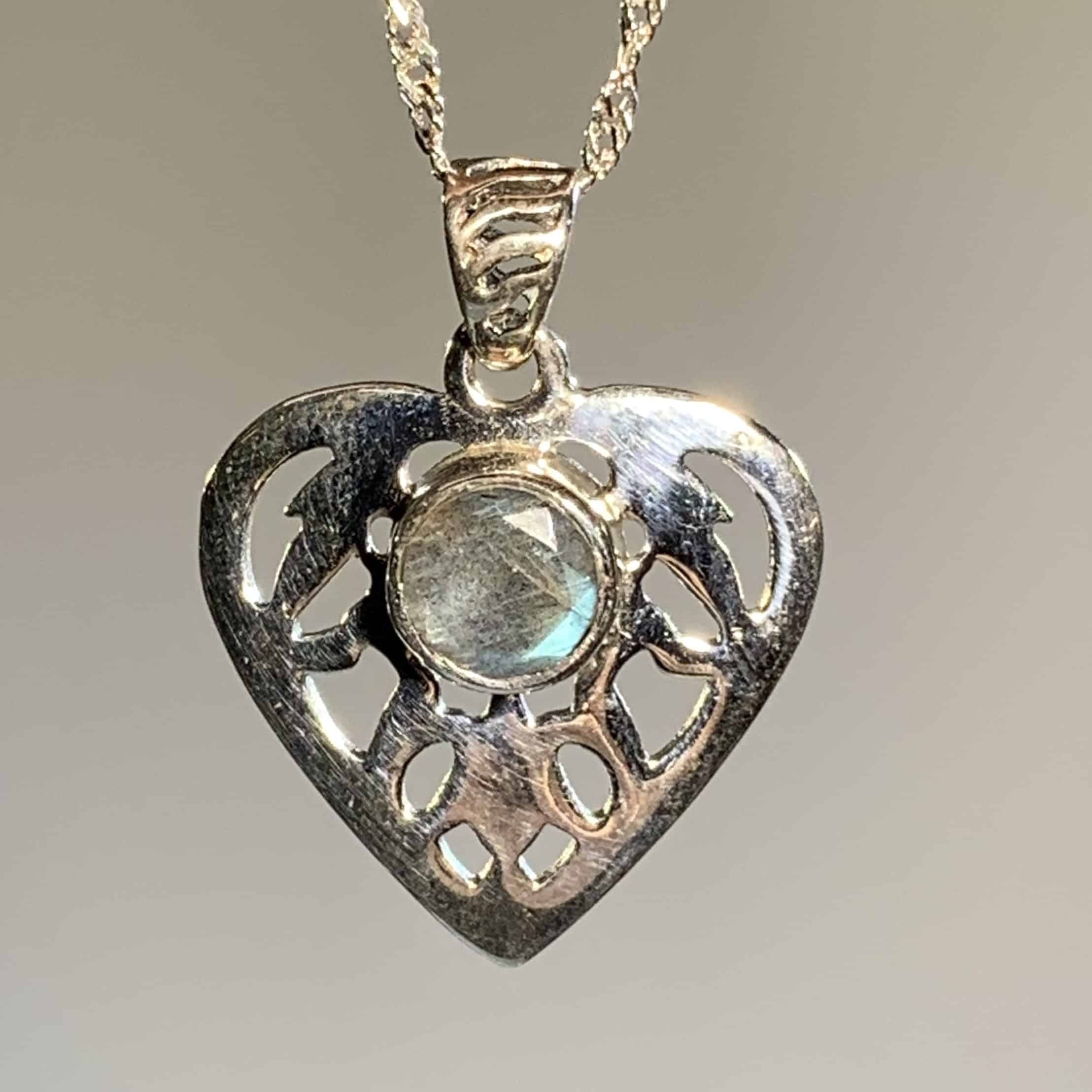 Labradorite (faceted) heart pendant for necklace healing crystal - Image 2