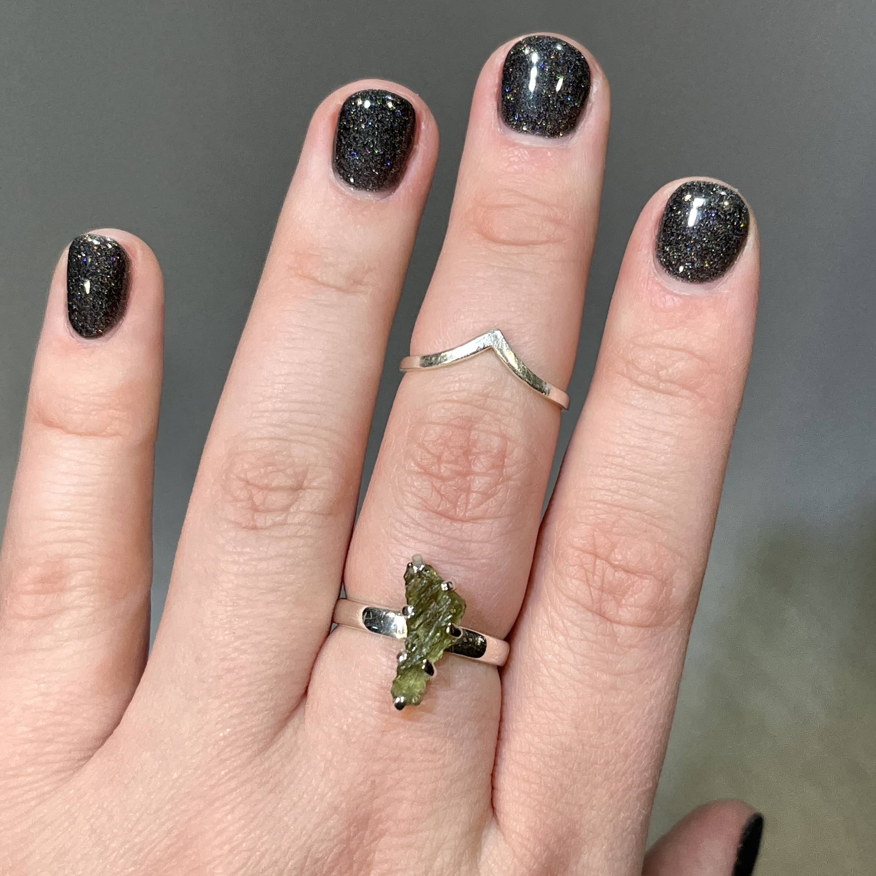 Moldavite ring (rough) prong set Sterling US size 8 (2.8gr) healing crystal - Image 2