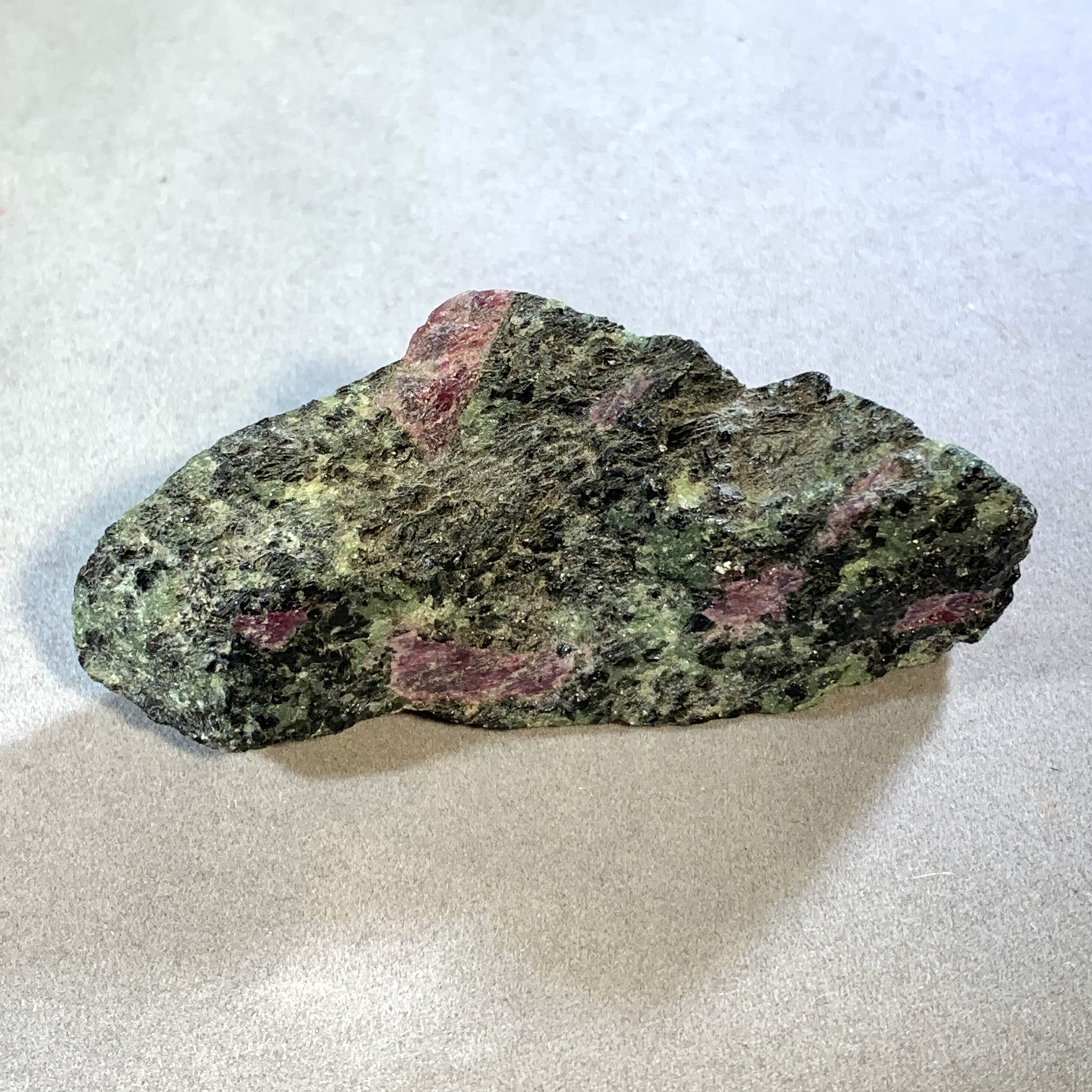 Ruby Zoisite 'curved chunk' natural palm piece healing crystal - Image 2