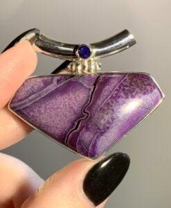 Sugilite (pendant for necklace) gel mix 'river' w Iolite healing crystal