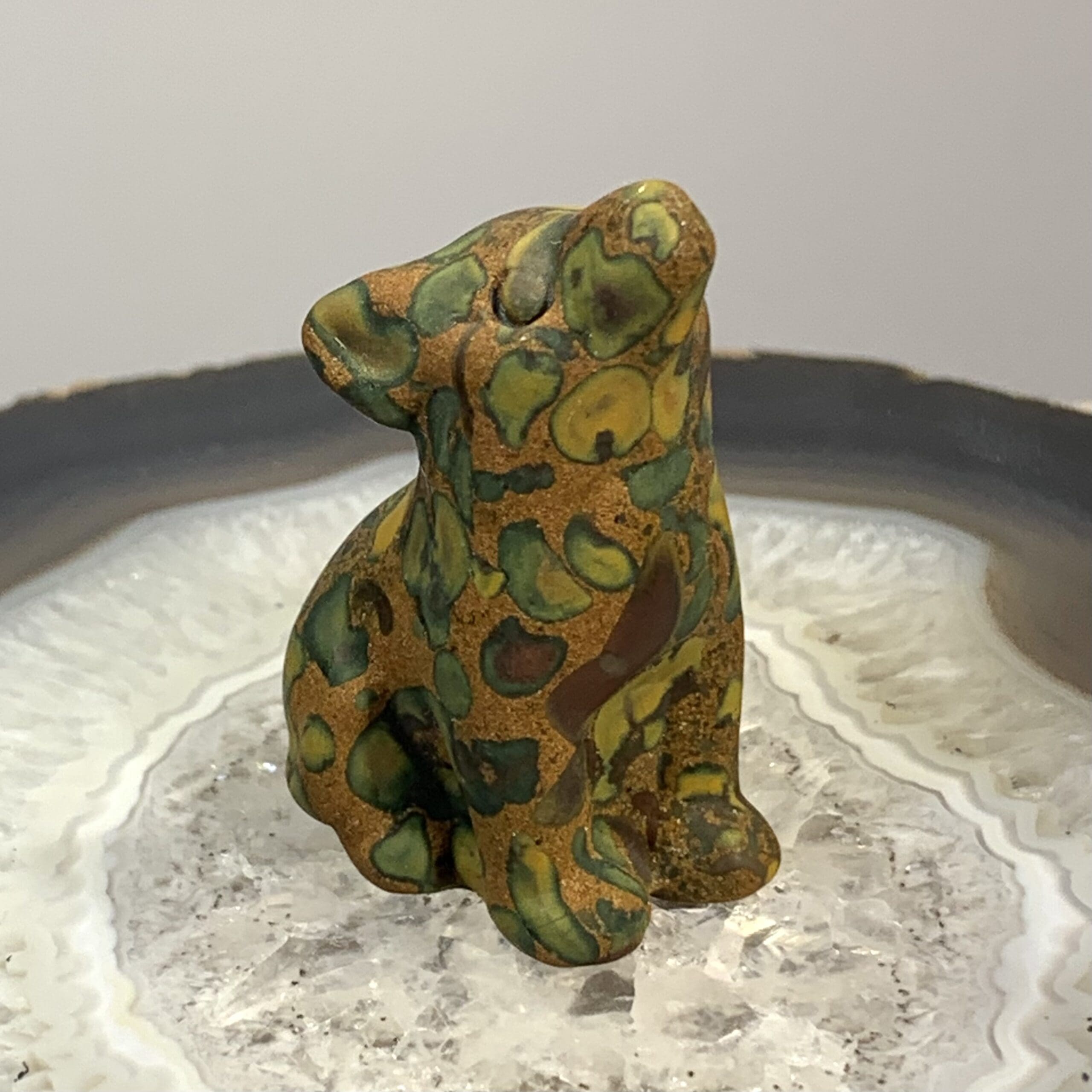 Jasper (Banana) wolf cub howling stone carving healing crystal - Image 5