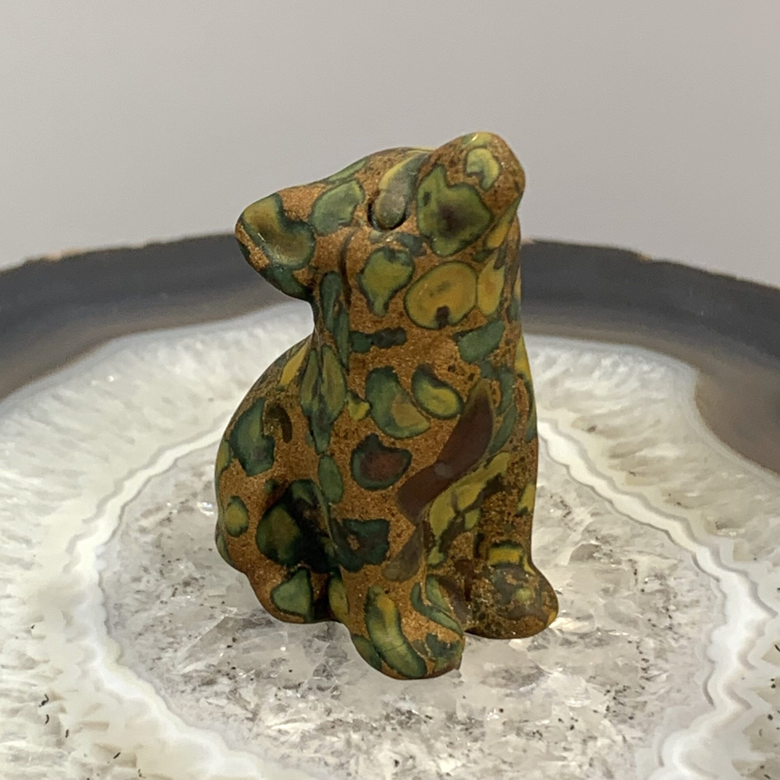 Jasper (Banana) wolf cub howling stone carving healing crystal - Image 6