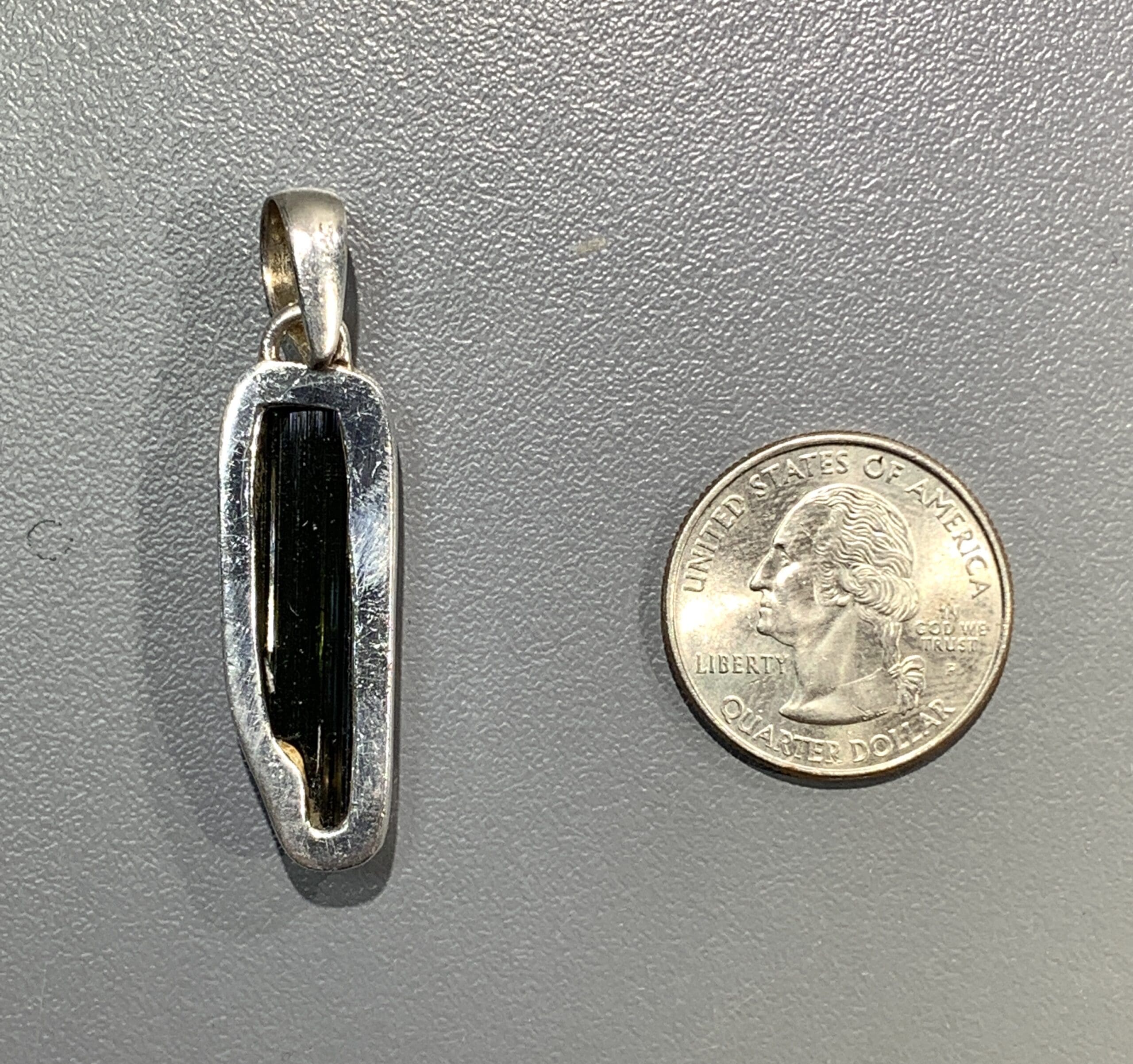 Tourmaline (green) pendant healing crystal - Image 4