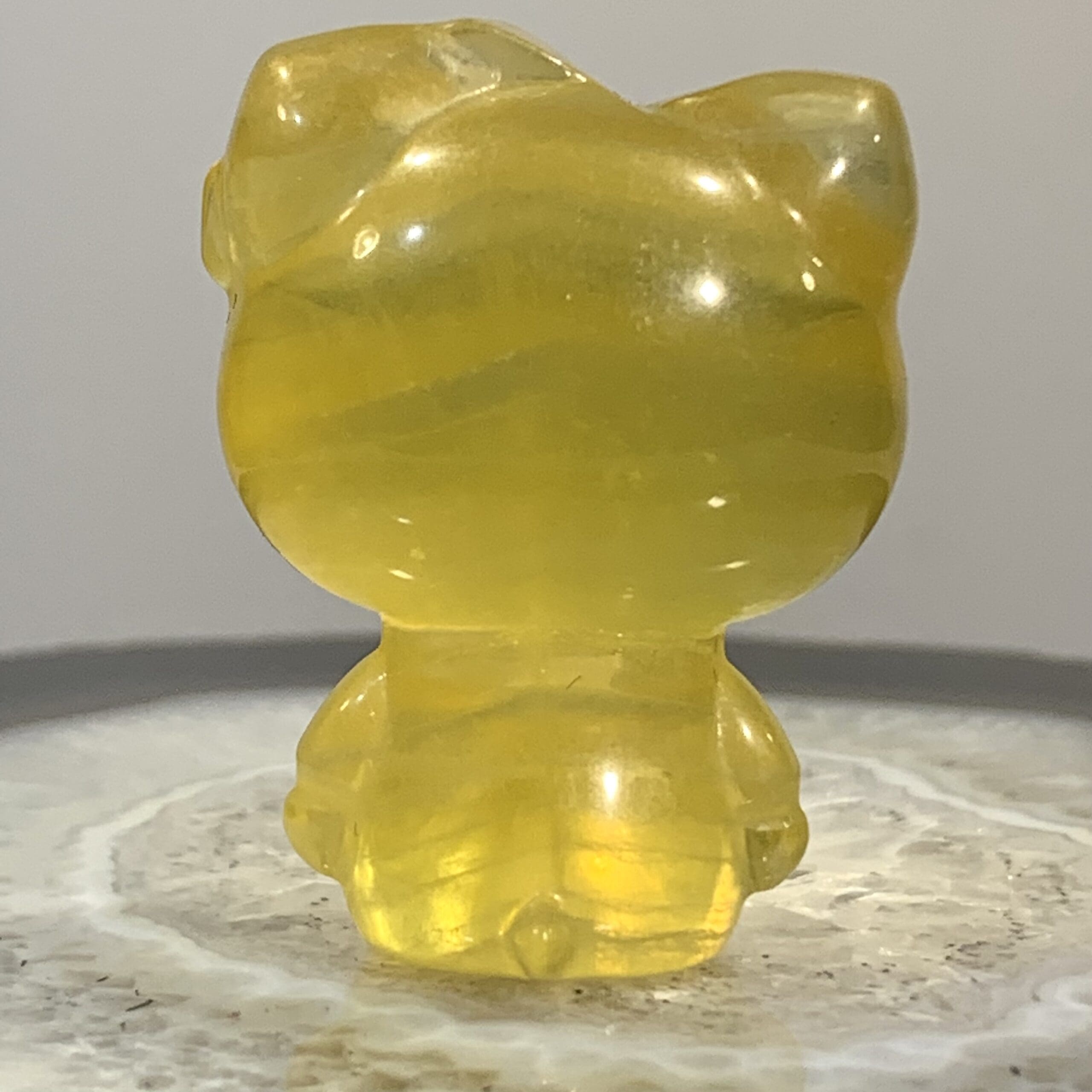 Fluorite (yellow) standing Hello Kitty figurine great color healing crystal - Image 8