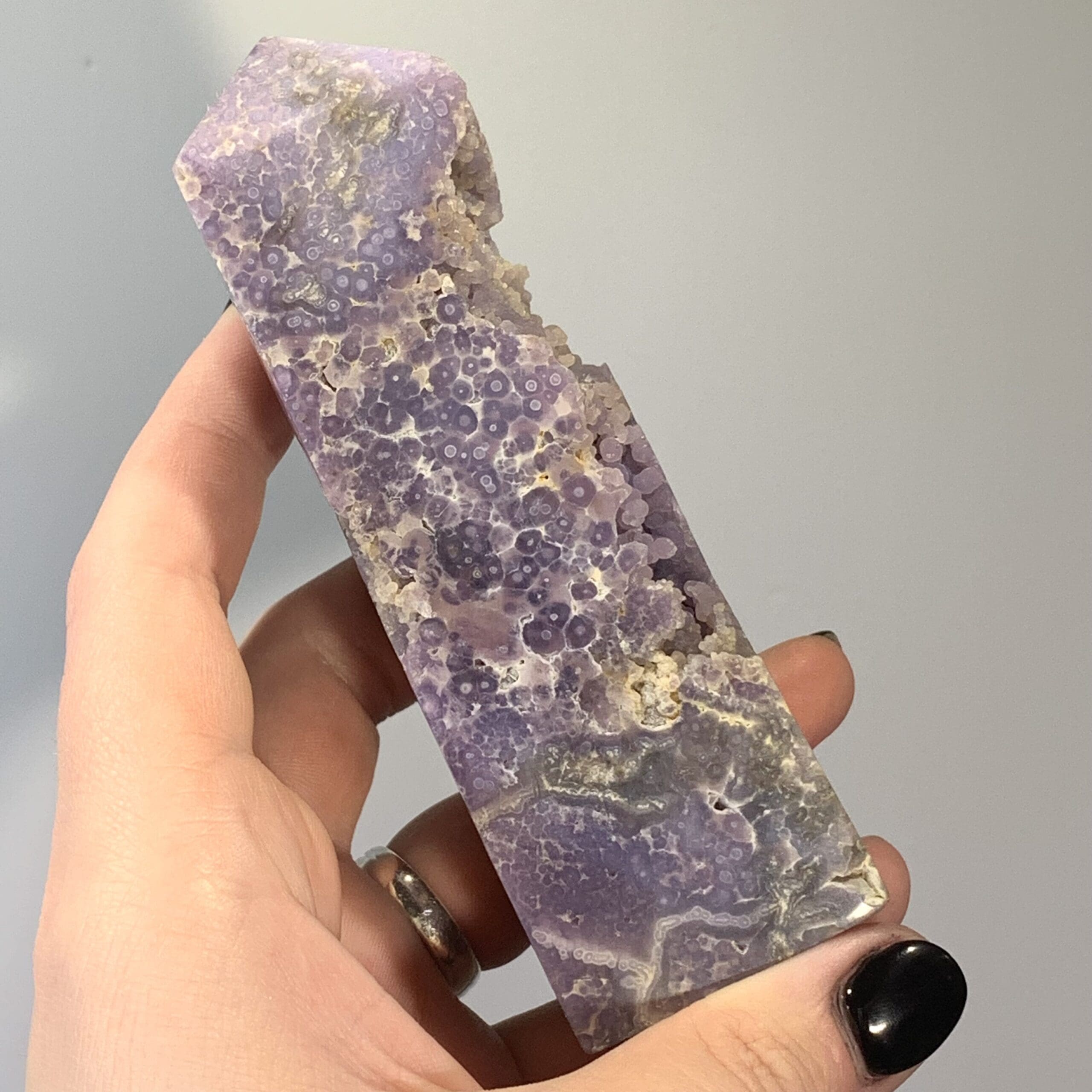 Grape Agate pen exposed standing geode obelisk healing crystal - Image 3
