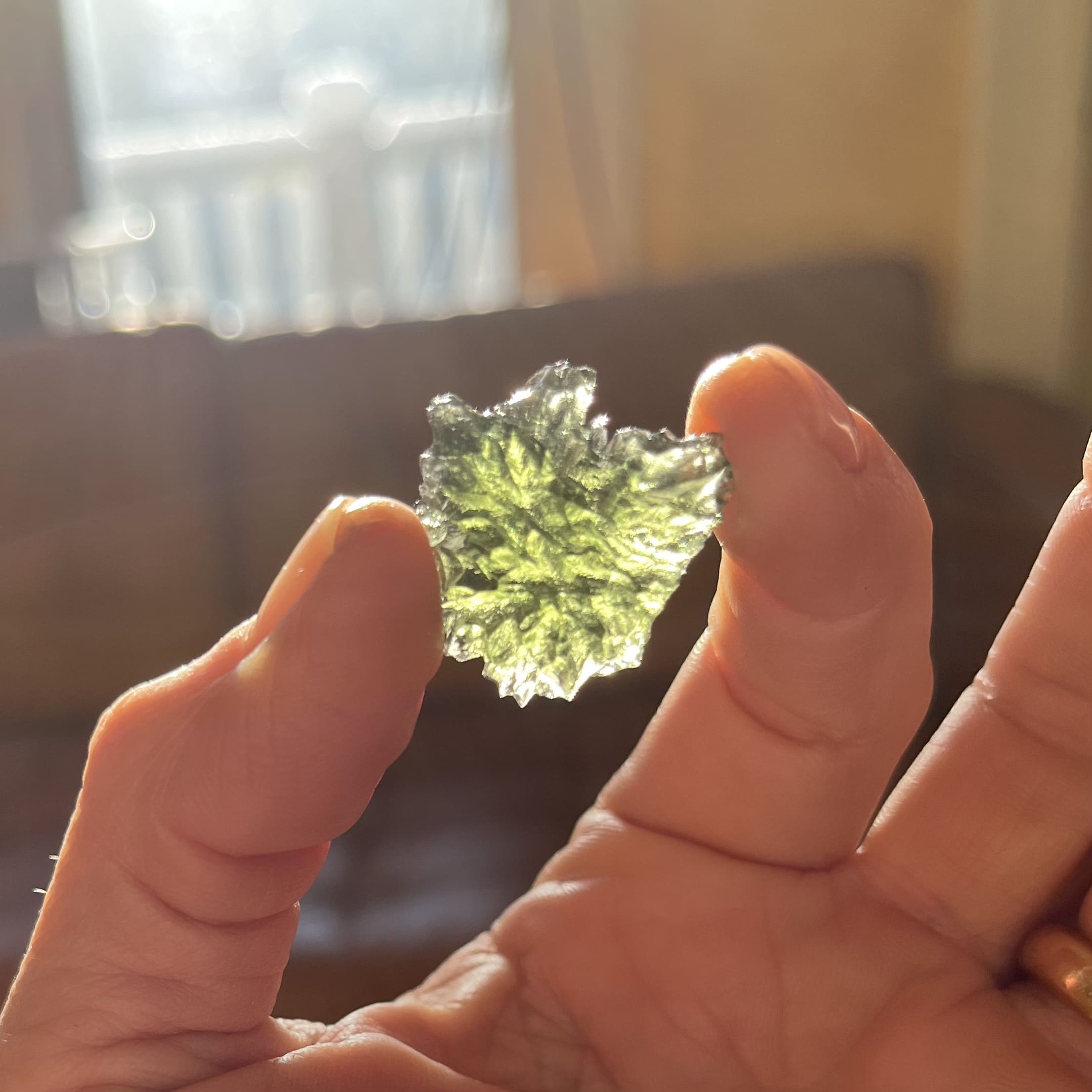 Moldavite (rough) Besednice (4.77g) 'hedgehog cloud' healing crystal - Image 3