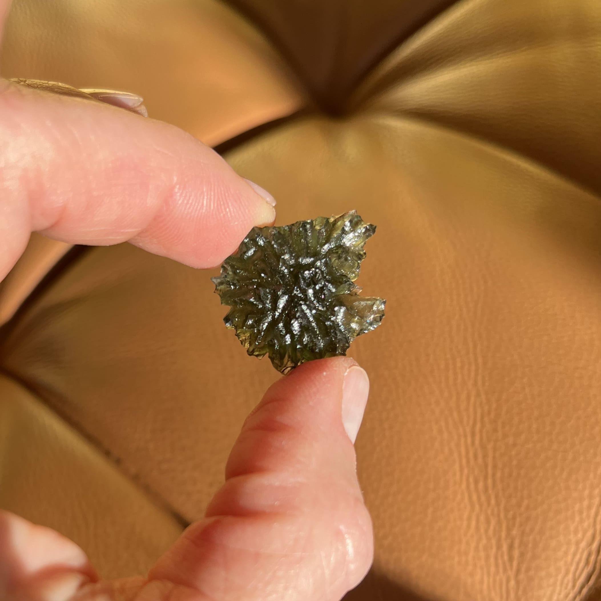 Moldavite (rough) Besednice (4.77g) 'hedgehog cloud' healing crystal - Image 5