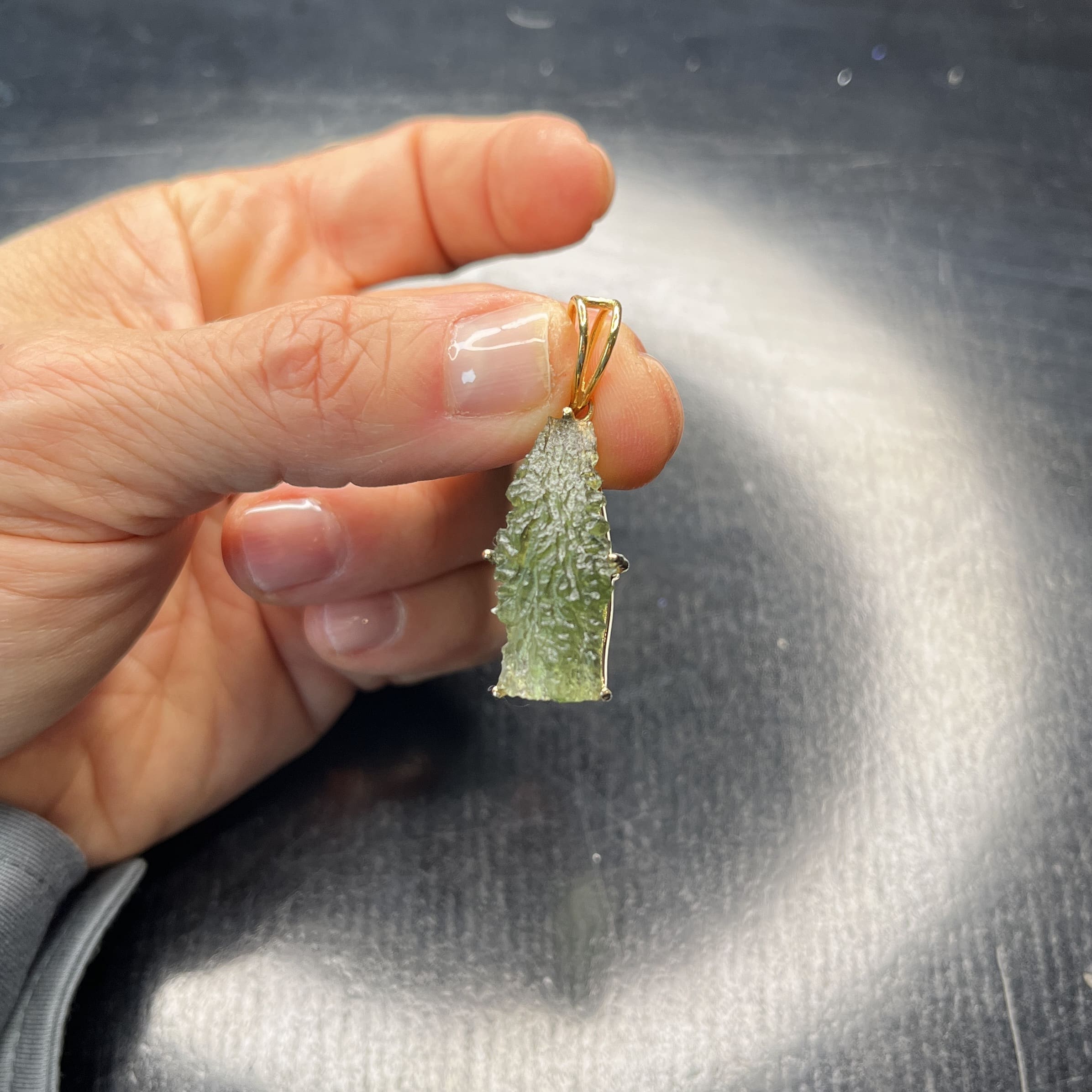 Moldavite pendant (rough) Besednice 14K GOLD for necklace healing crystal - Image 2