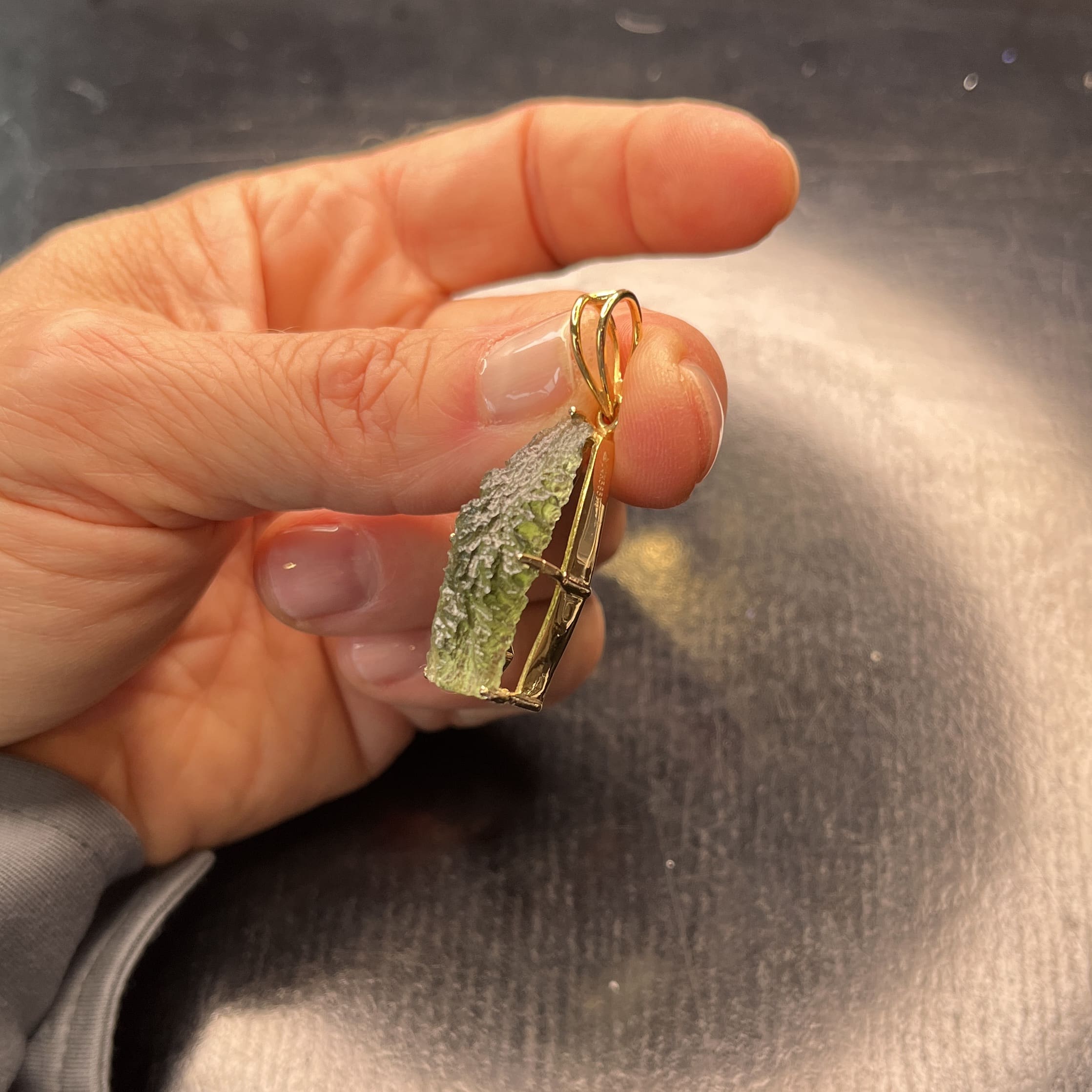 Moldavite pendant (rough) Besednice 14K GOLD for necklace healing crystal - Image 4