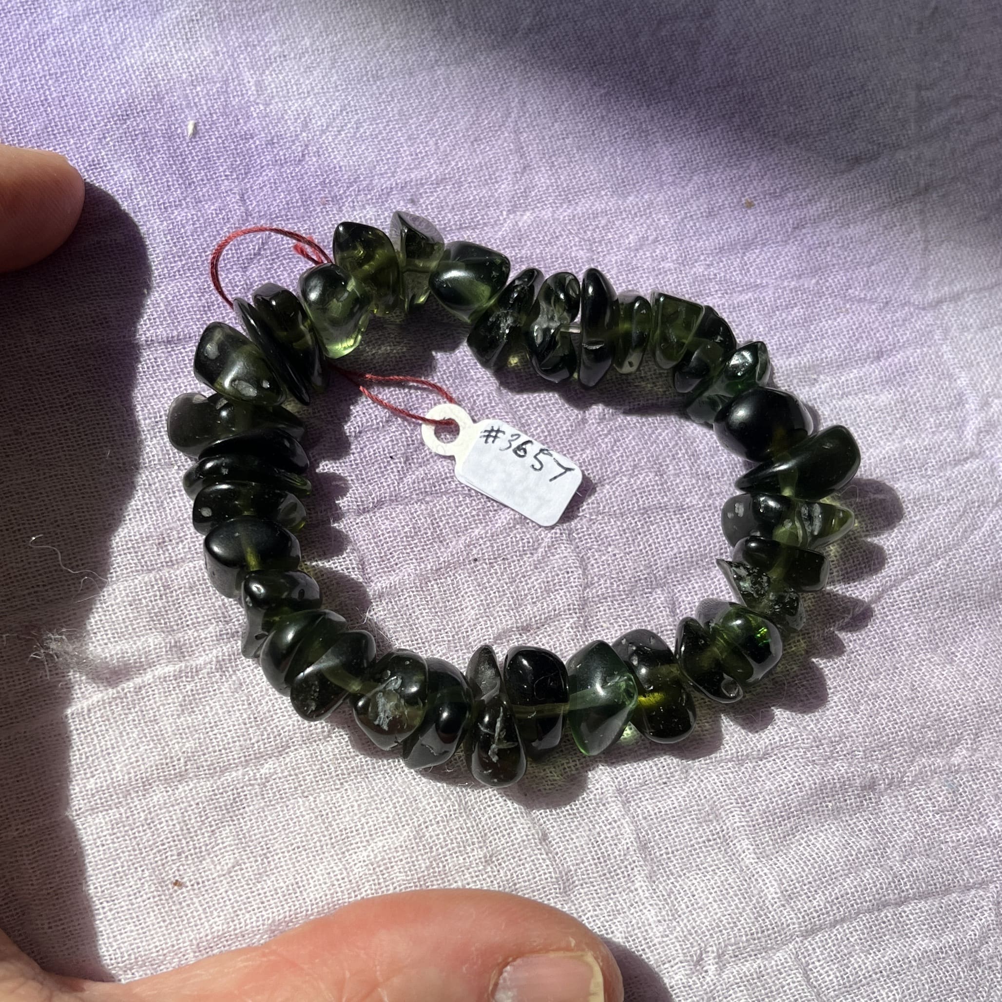 Moldavite bracelet (tumbled) 35 freeform beads (30.4gr) healing crystal - Image 2
