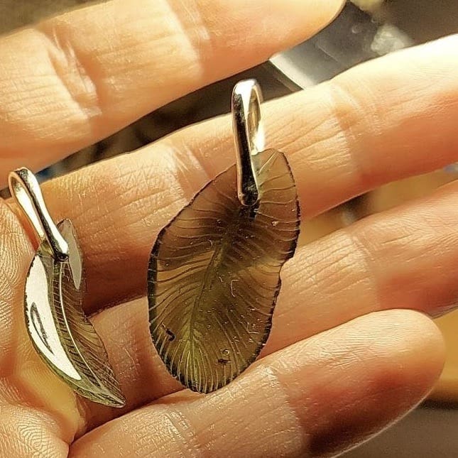Moldavite (carving) pendant for necklace 'feather' (Chlum) healing crystal