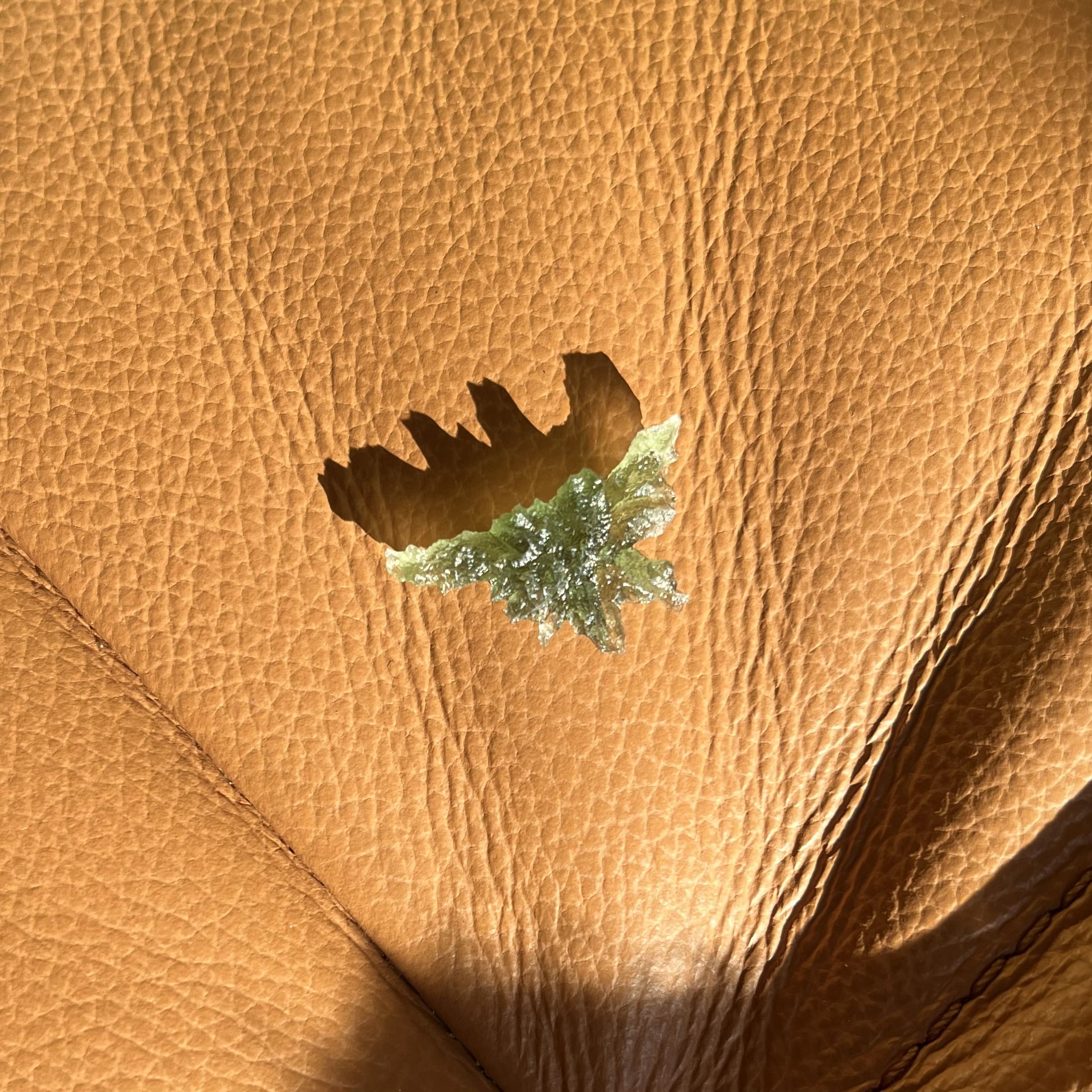 Moldavite (rough) Besednice (1.16g) 'arch sunrise' healing crystal - Image 3