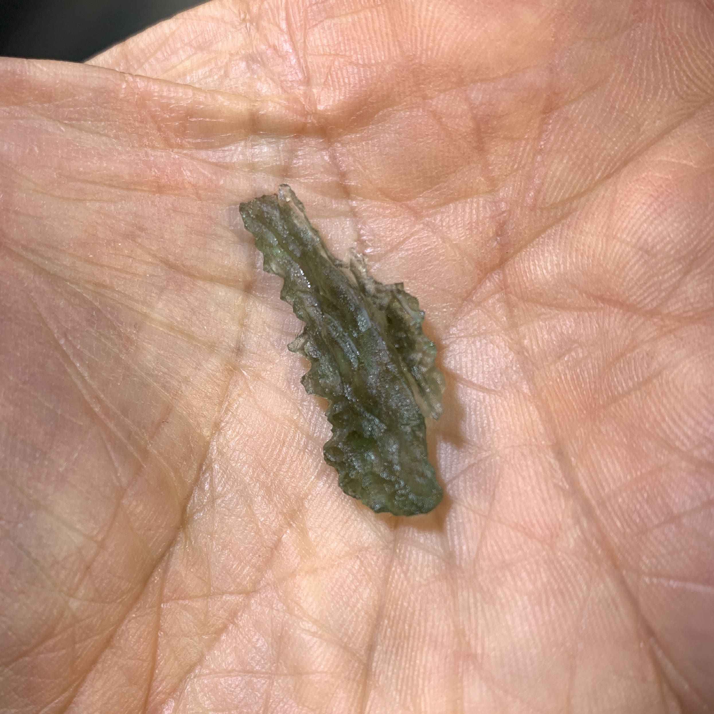 Moldavite (rough) Besednice 'jagged drop' (1.4gr) - Image 2
