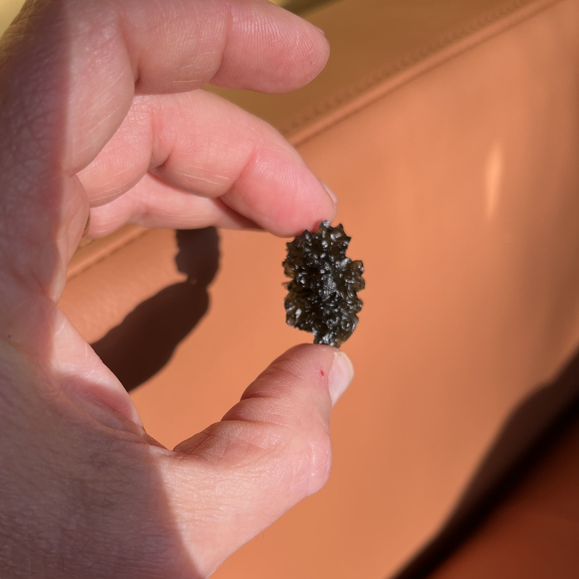 Moldavite (rough) Besednice 'Owl' (5.57gr) healing crystal - Image 3