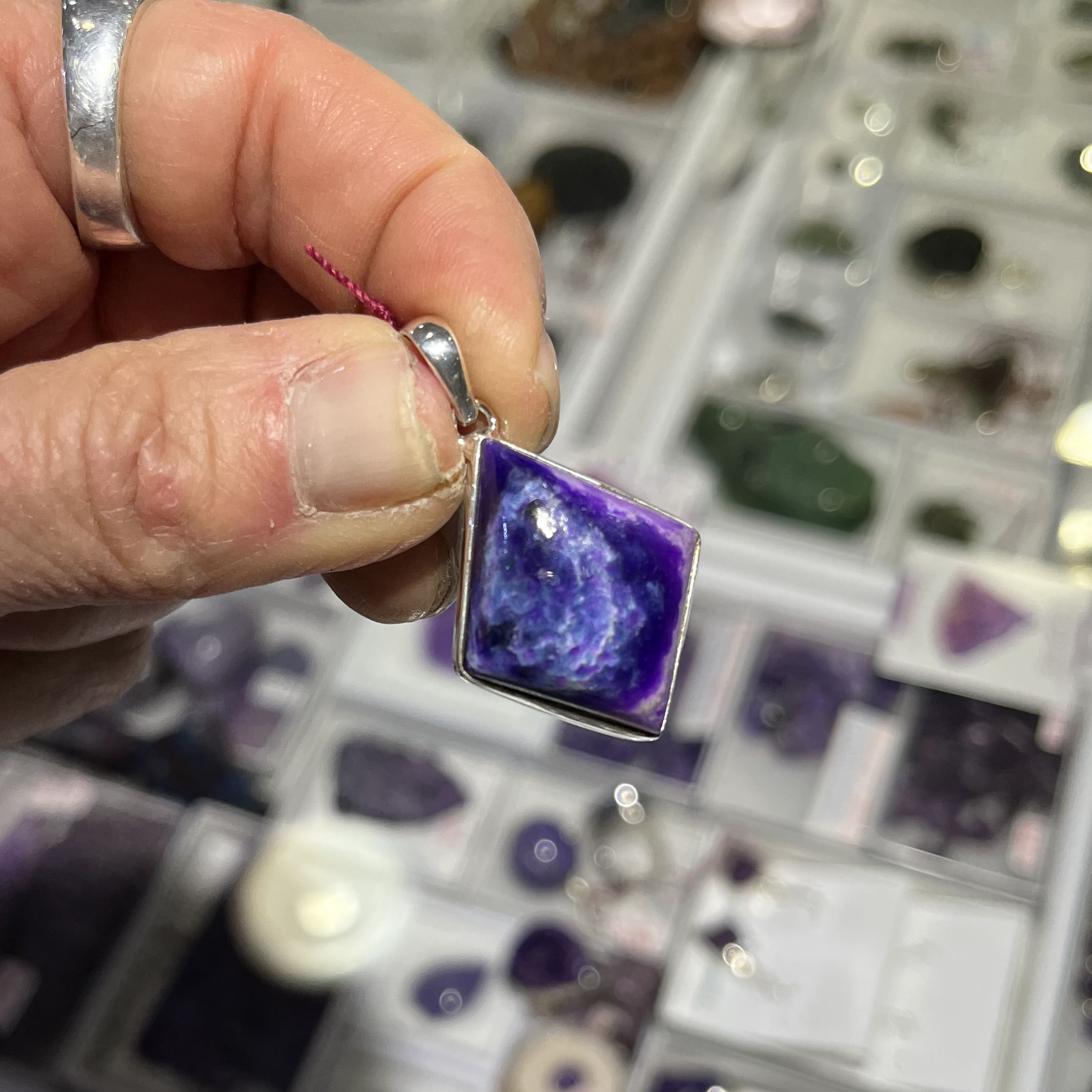 Sugilite pendant for necklace (semi-gel) 'diamond kite' healing crystal - Image 3